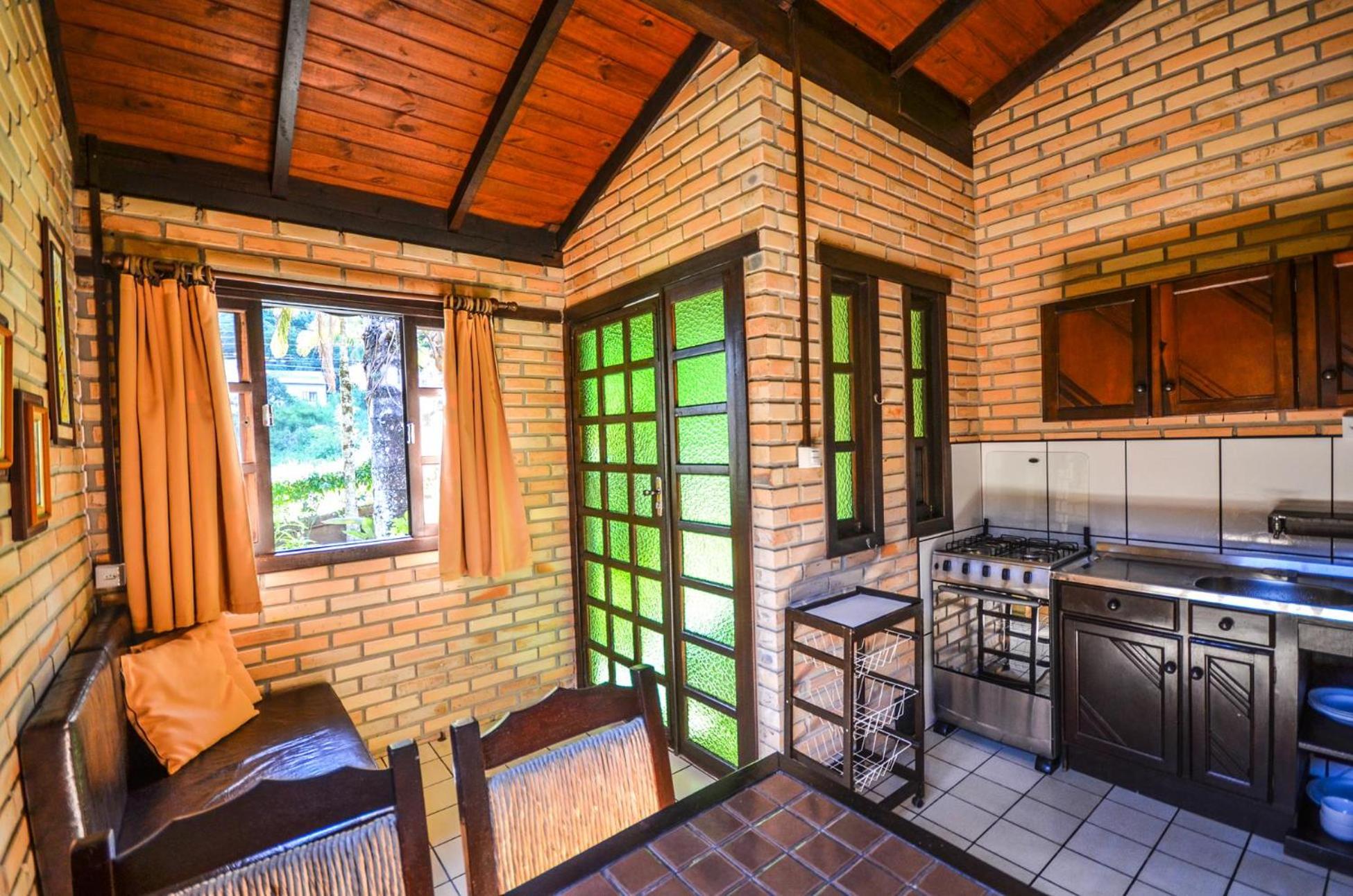 Standard Chalet (2 Adults) - Photo 10