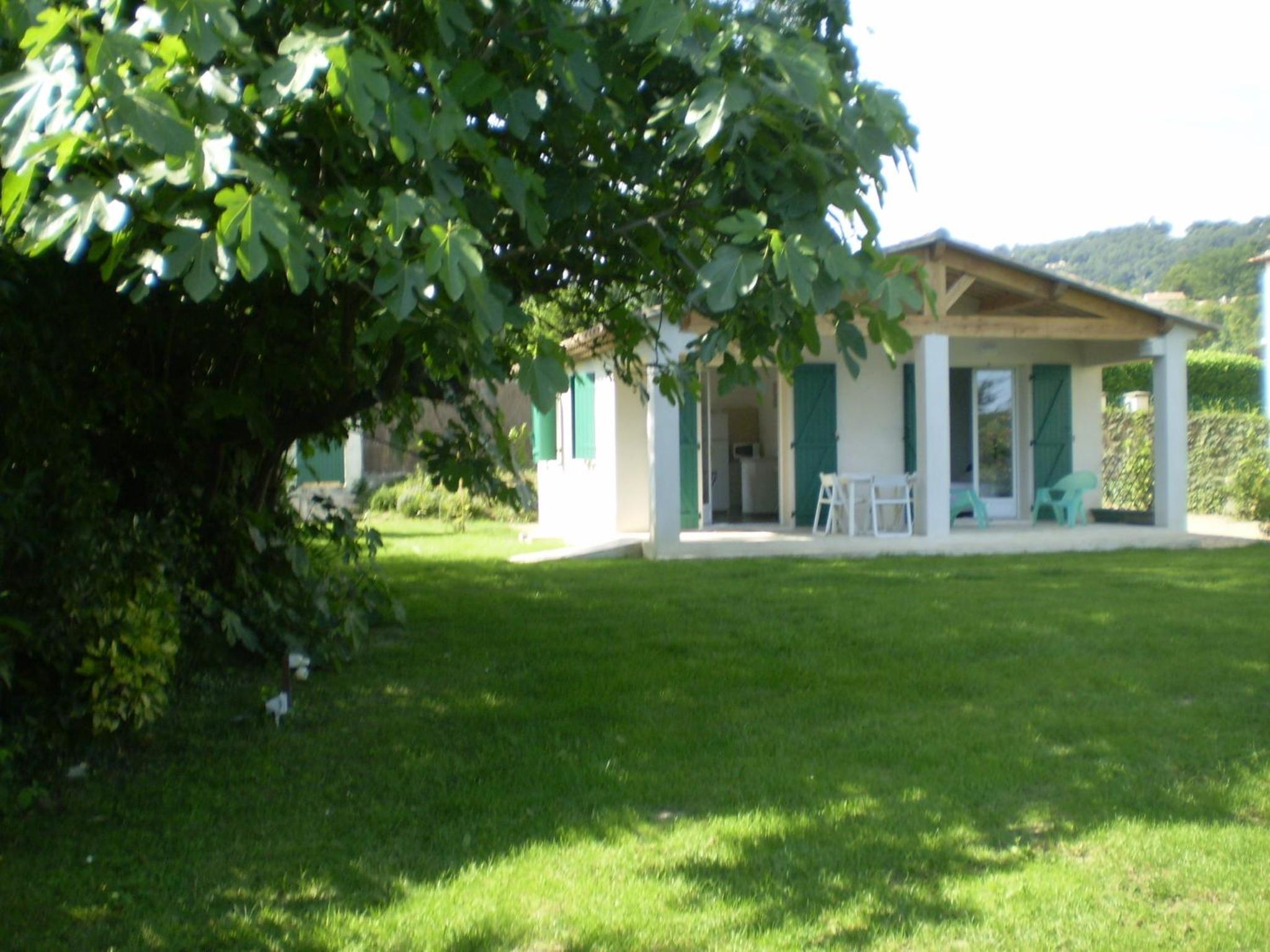 One-Bedroom House photo 2