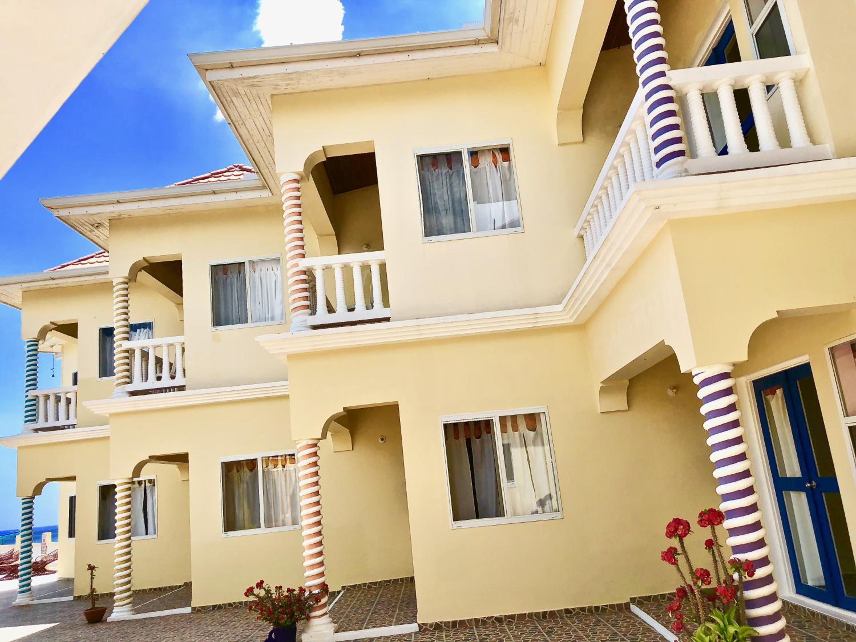 Deluxe Double Room with Balcony and Sea View photo 3