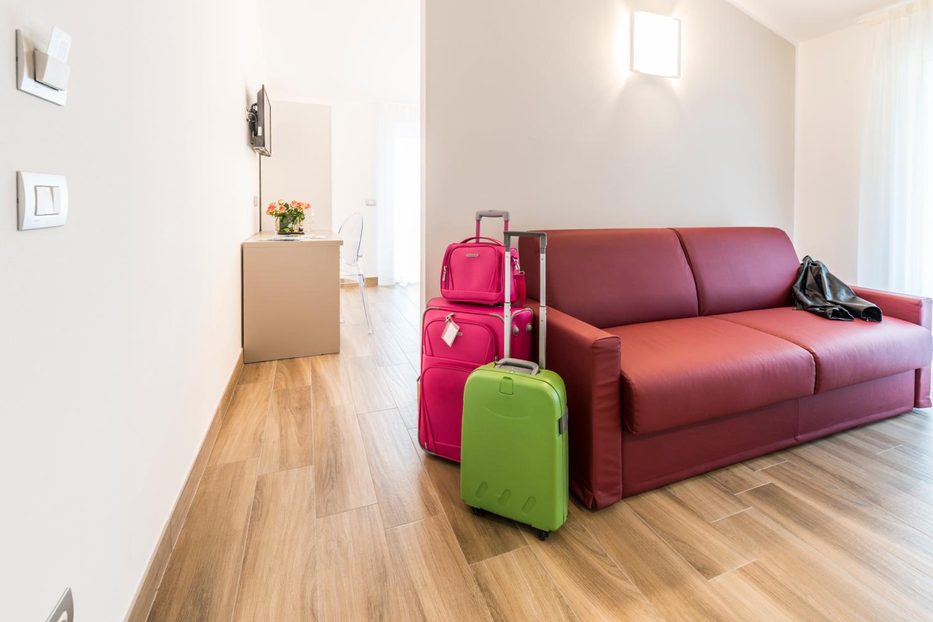 Superior Double or Twin Room with Lake View - Photo 6