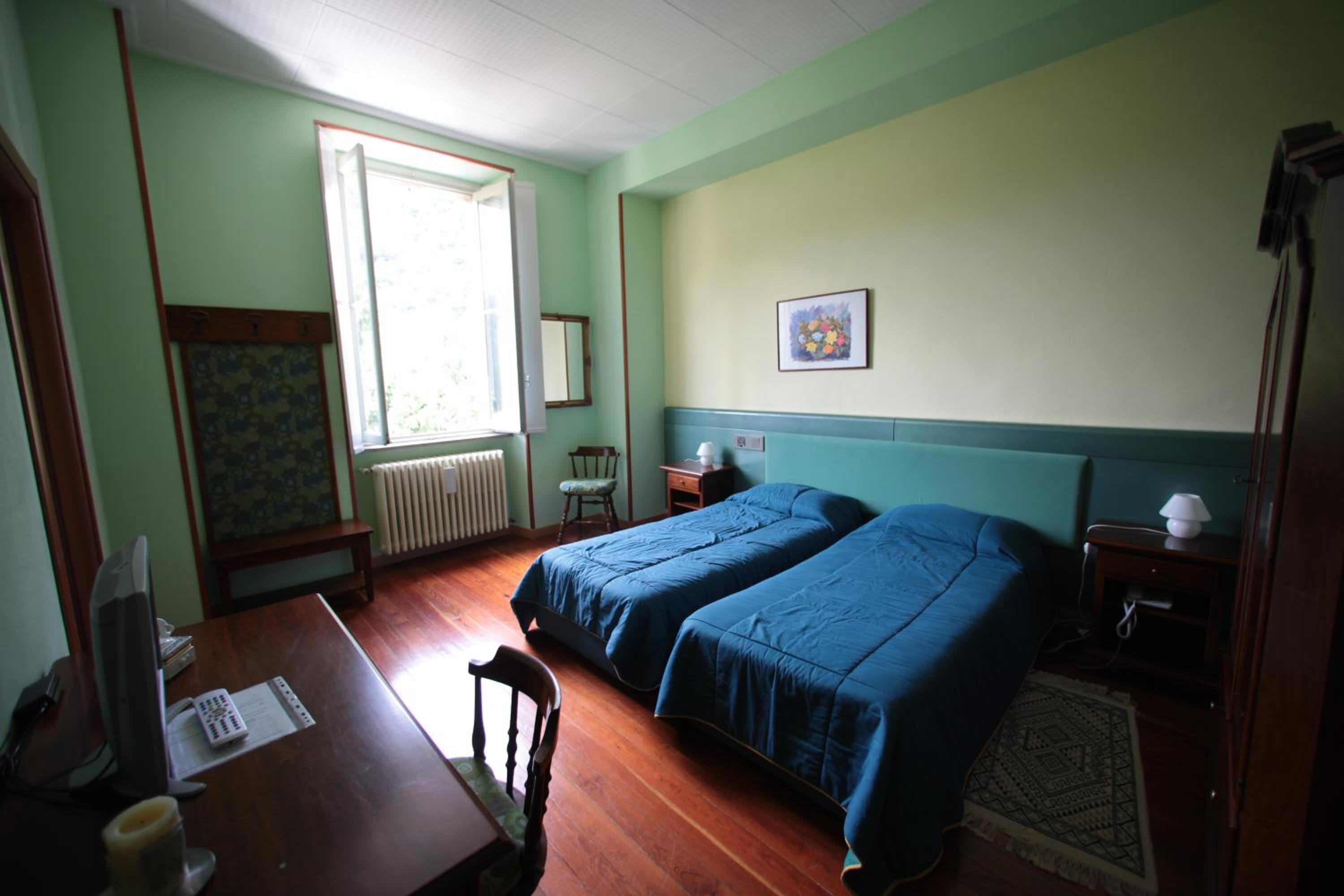 Double or Twin Room - Photo 1