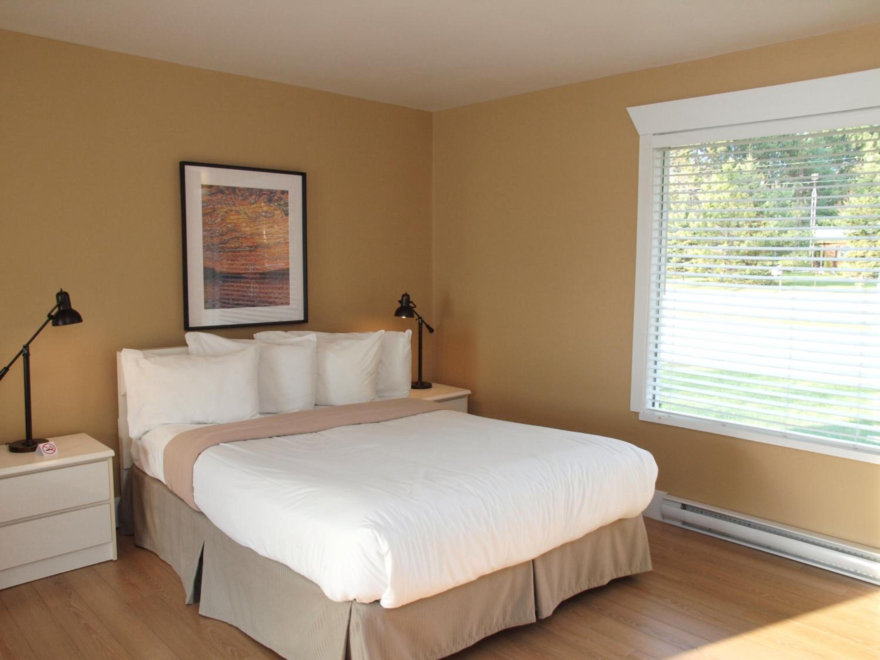 Standard Queen Room photo 2