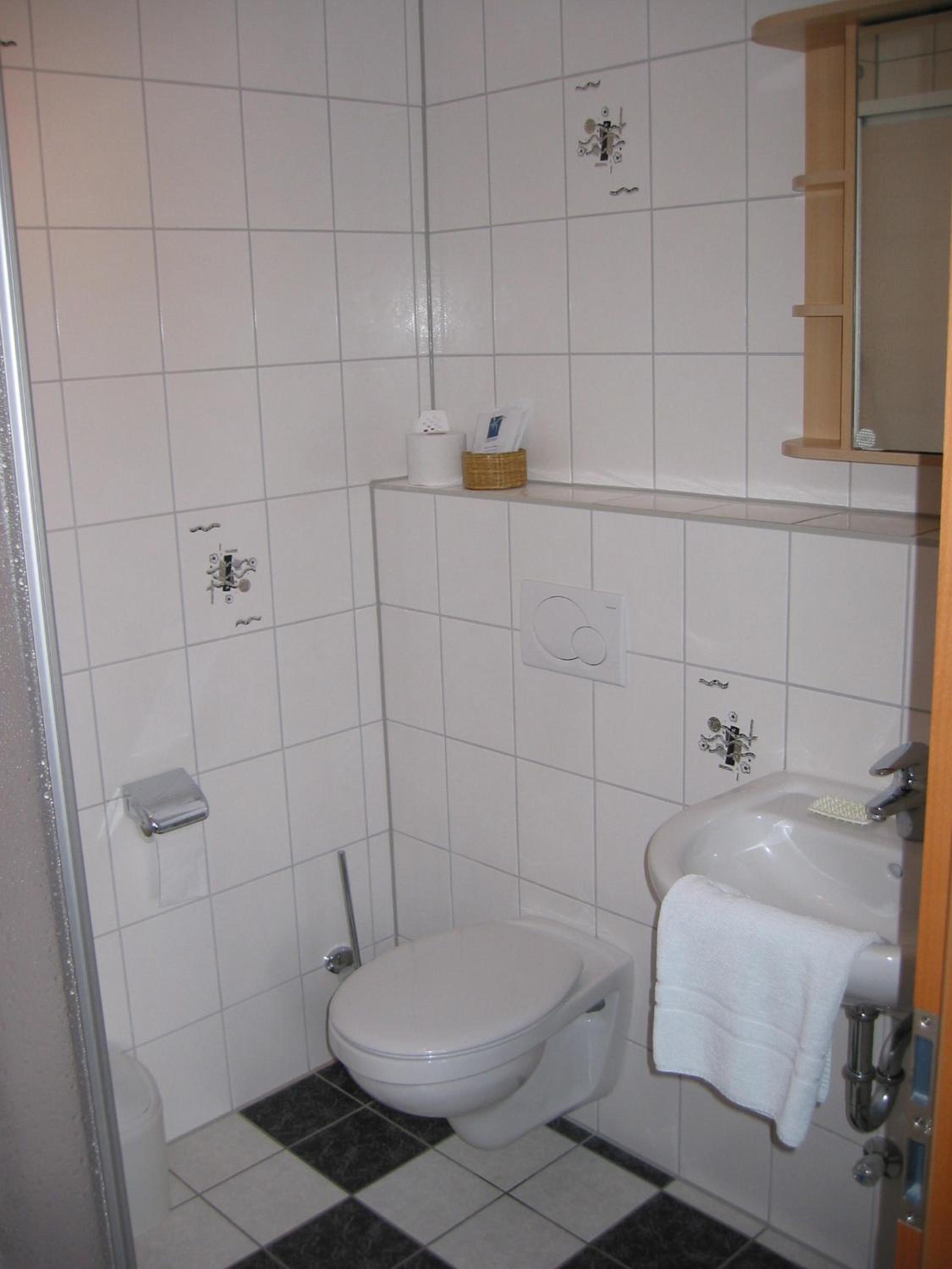 Double Room - Photo 6
