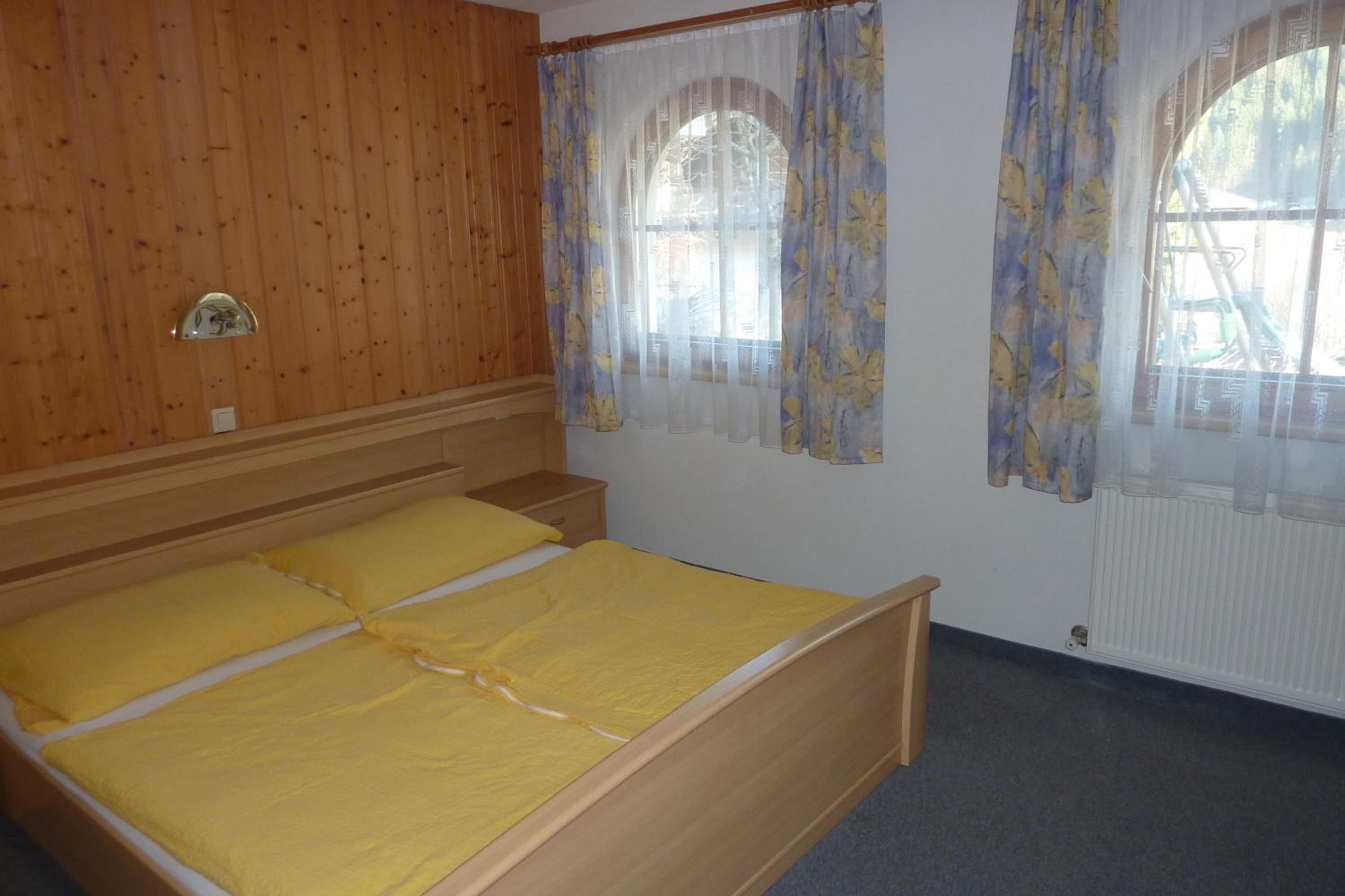 Two-Bedroom Apartment with Garden photo 1