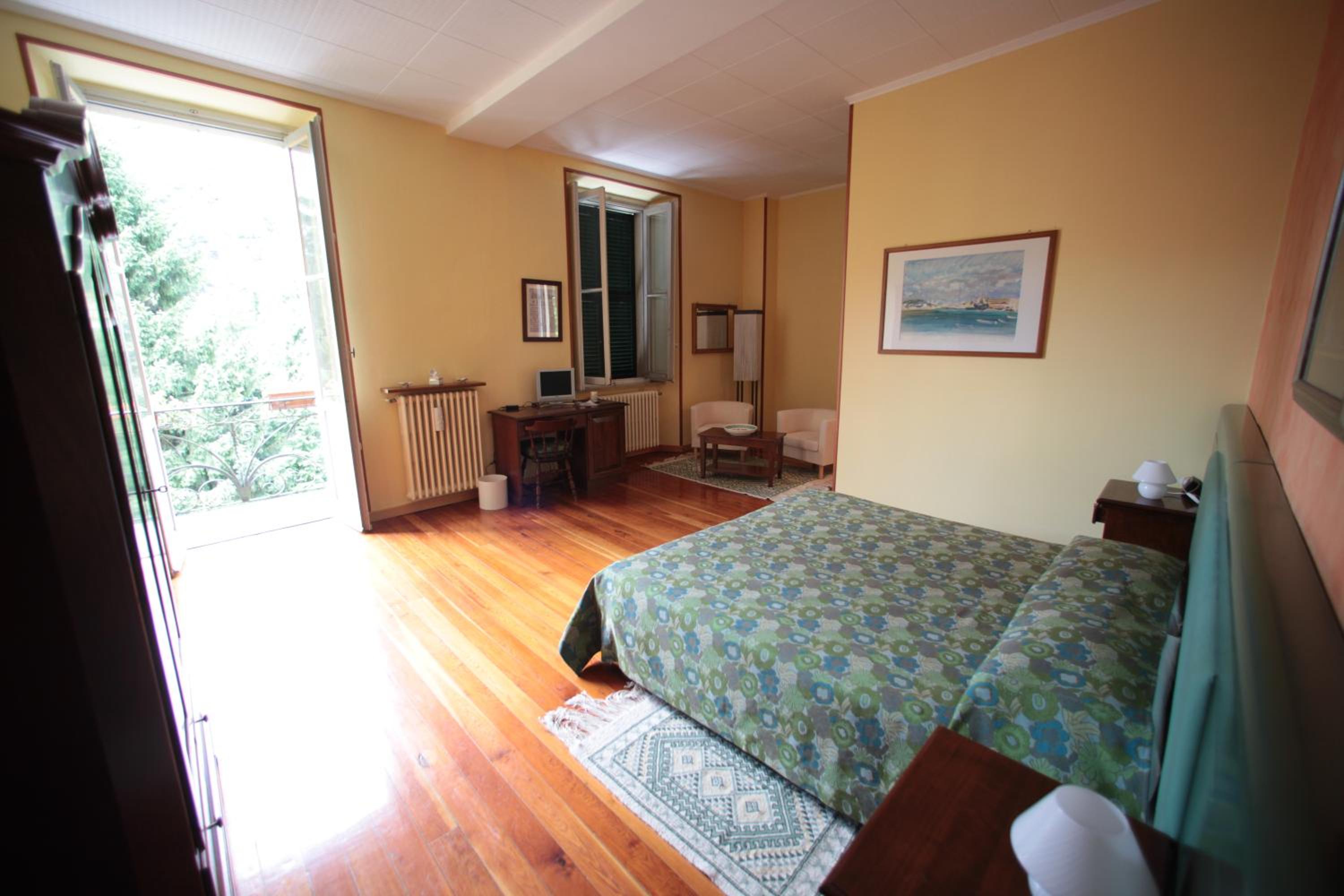Suite - Photo 4