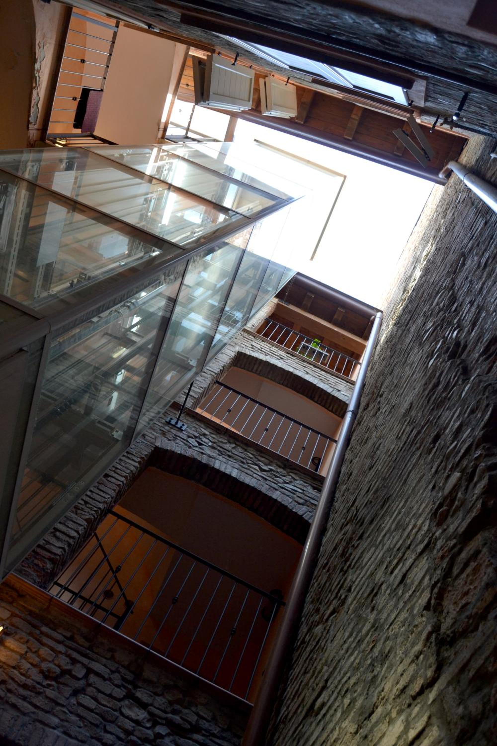 Apartment - Photo 16