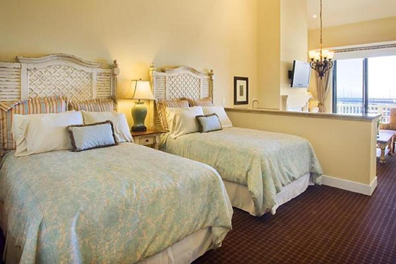 Deluxe Double Room with Harbor View photo 1