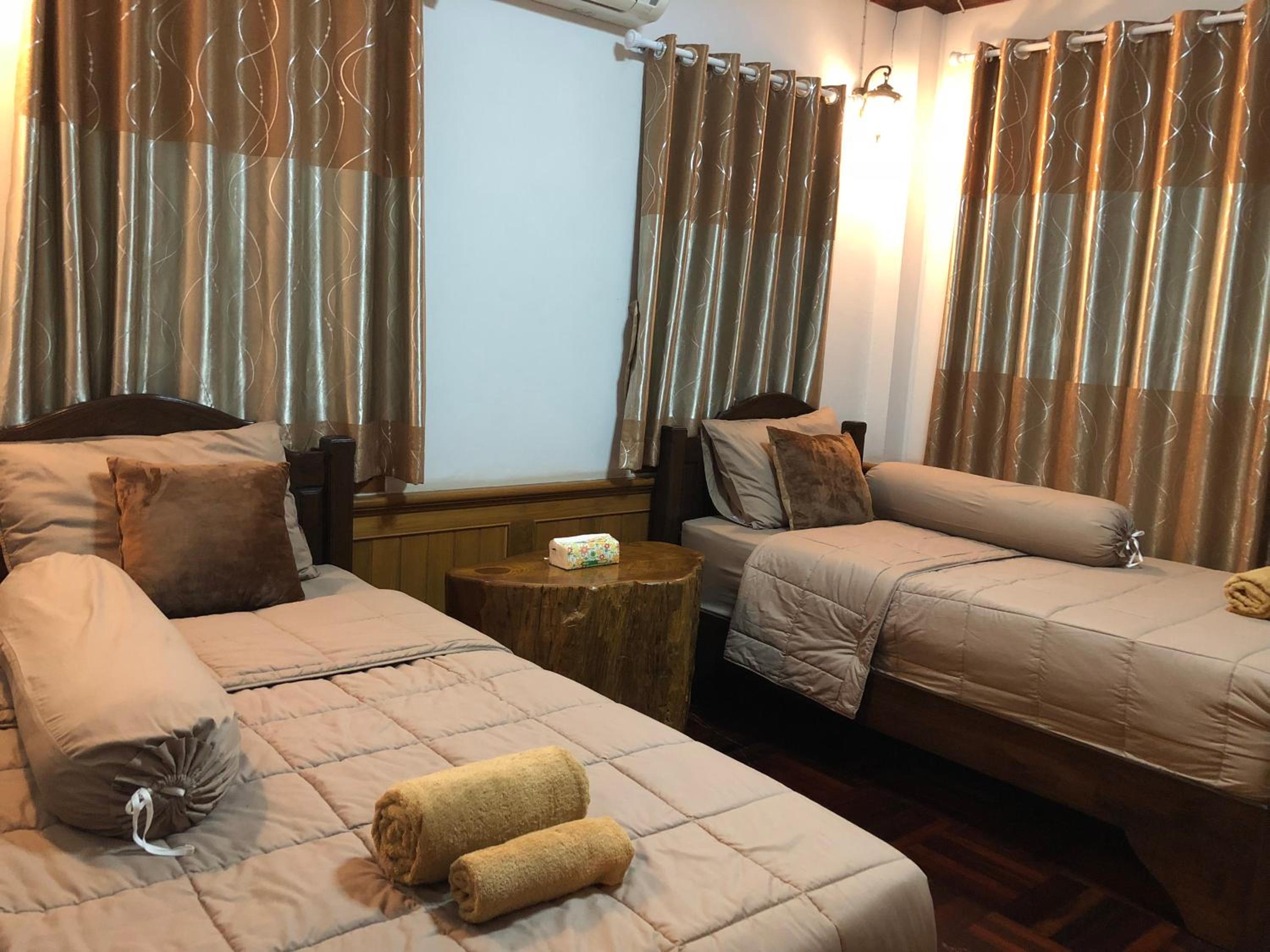 Two-Bedroom House - Photo 24