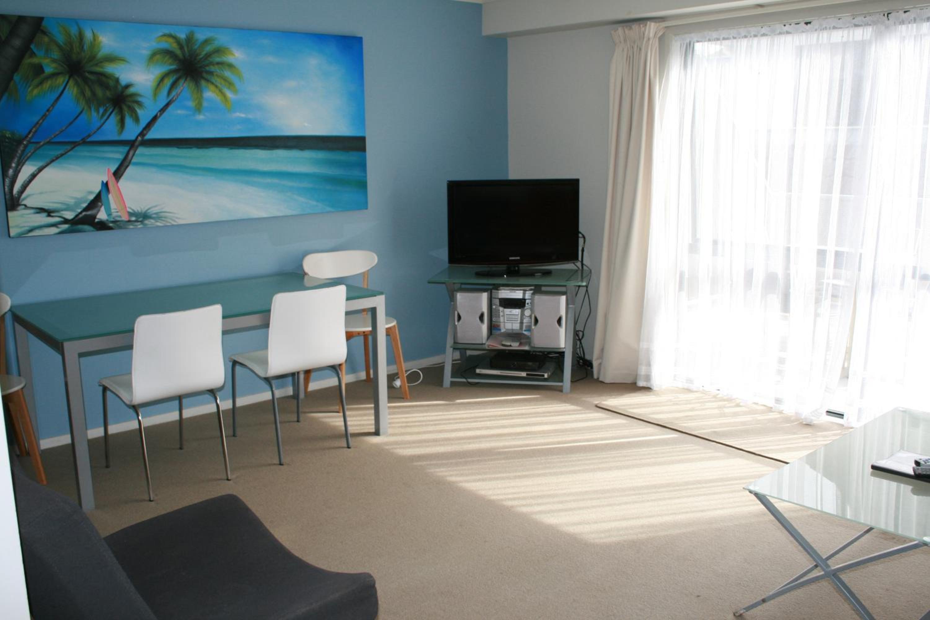 Standard Two-Bedroom Apartment photo 3