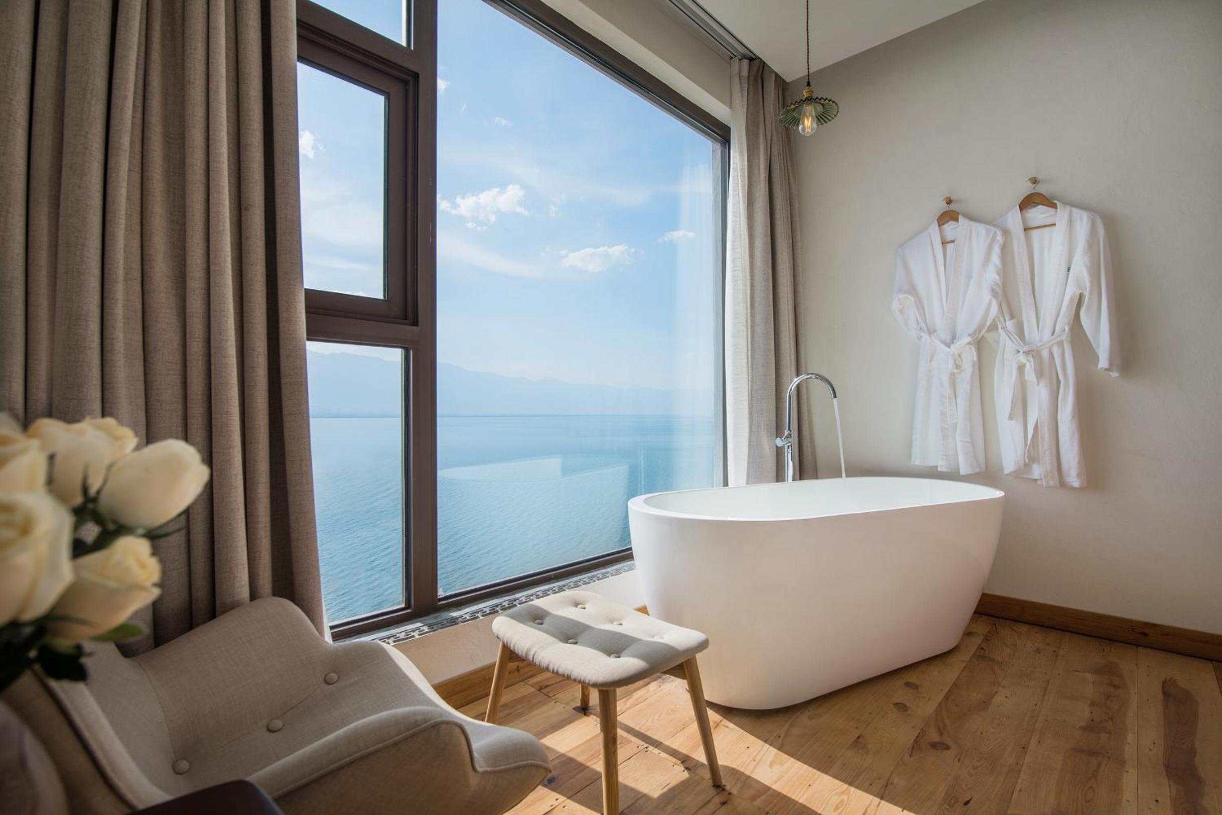 King Room with Sea View photo 2