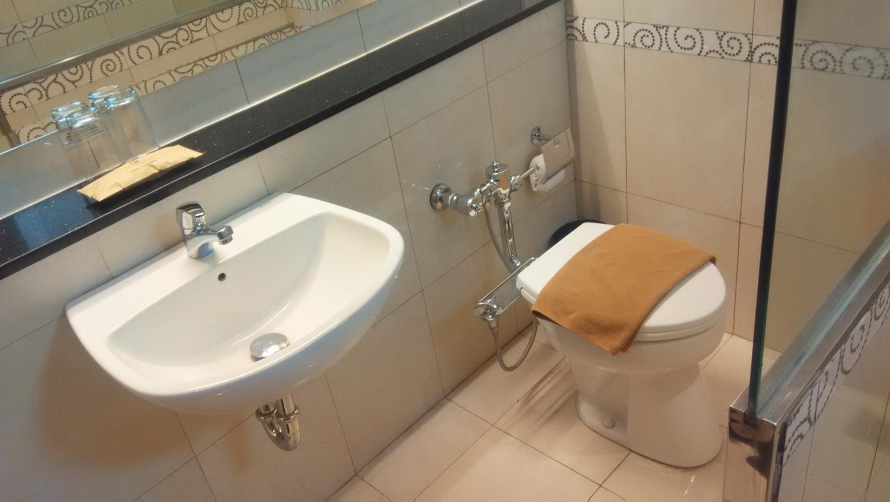 Superior Double or Twin Room - Room Only - Photo 4