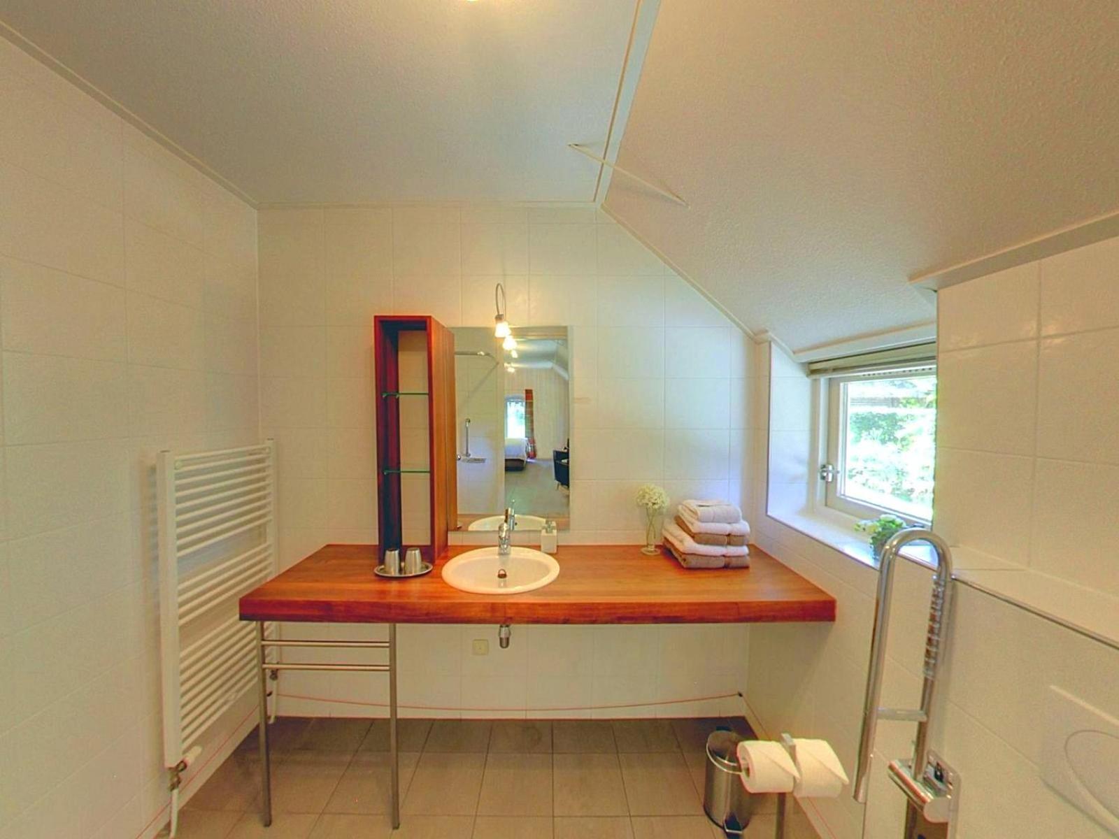 Holiday Home (14 Adults) photo 3