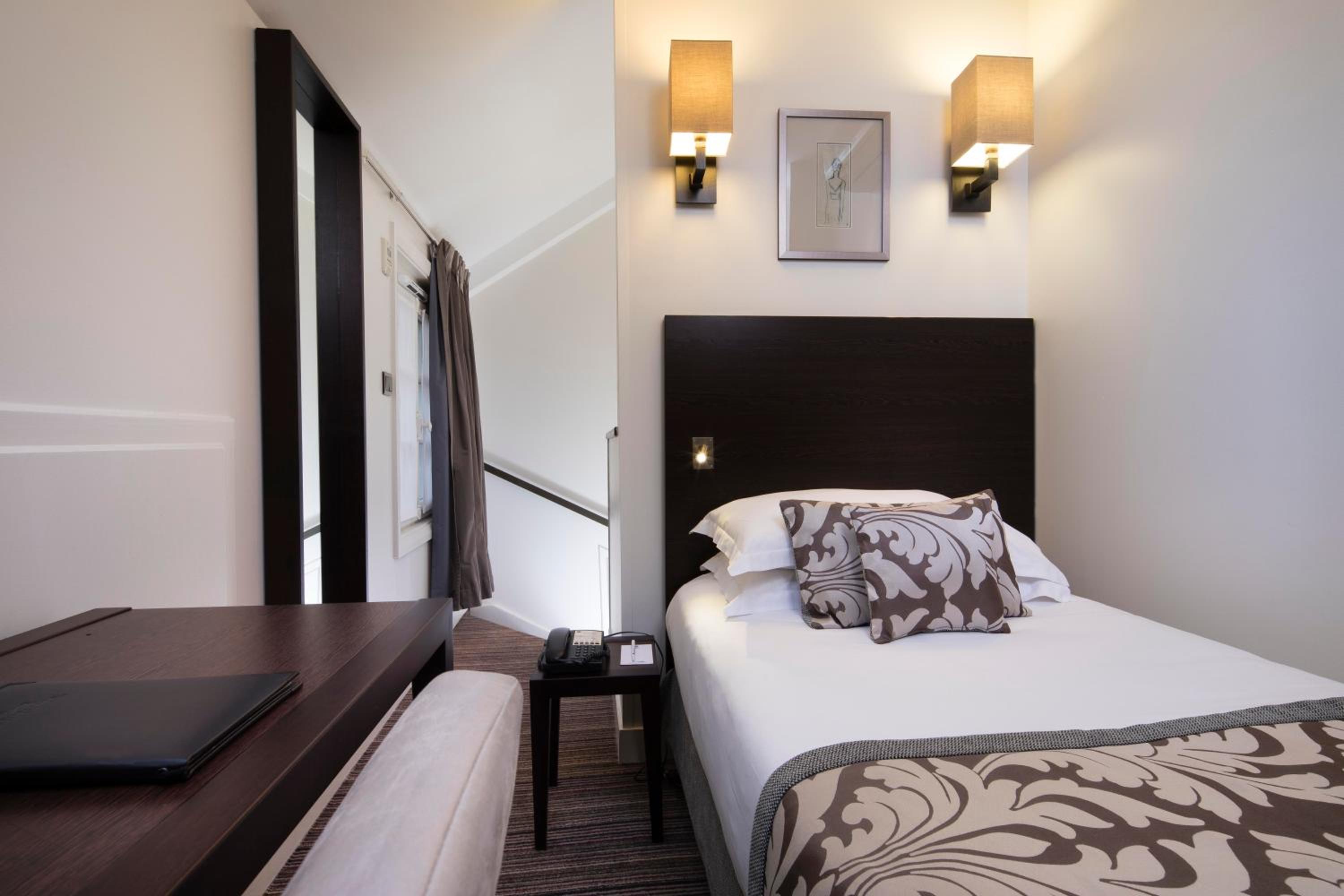Duplex Single Room photo 1