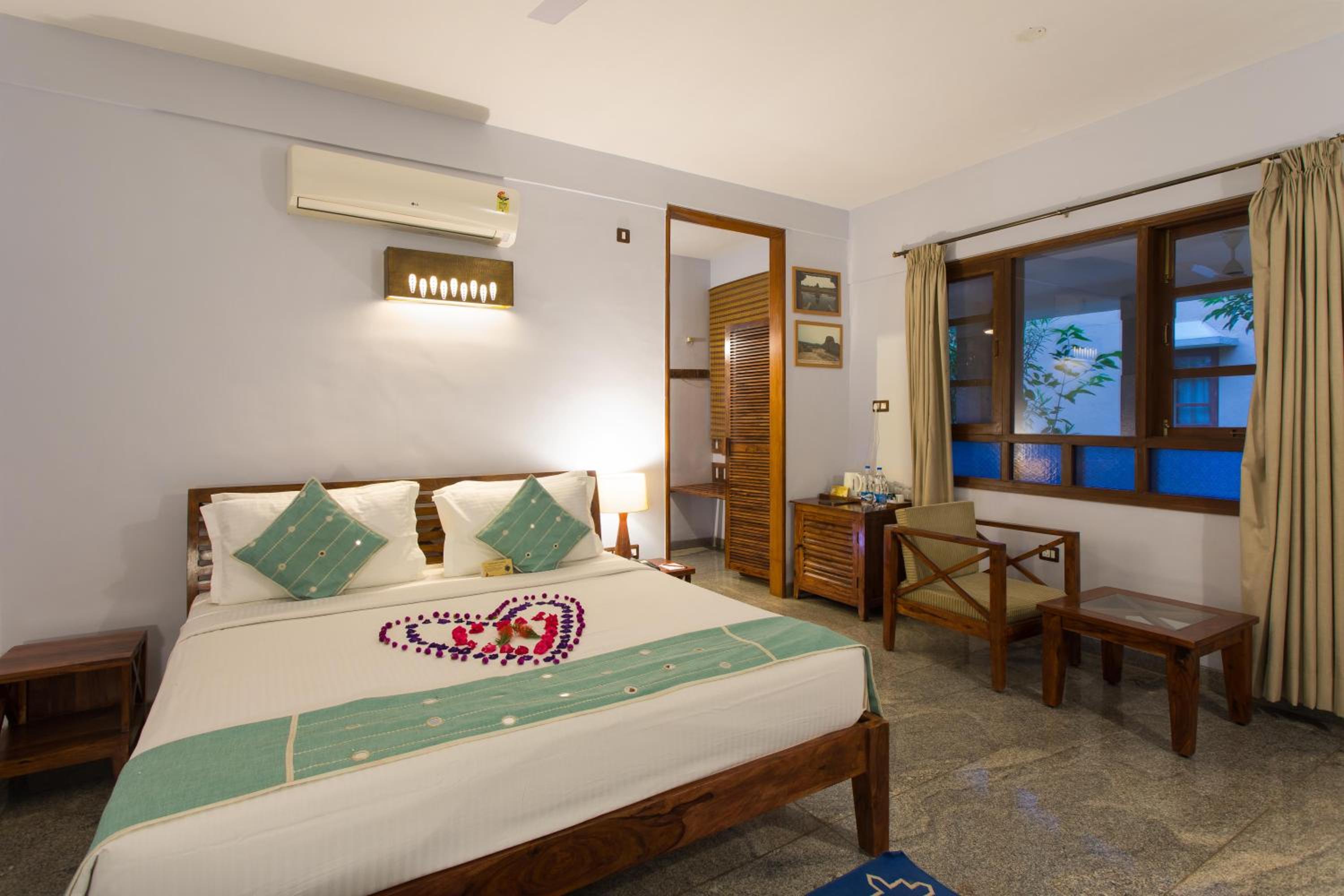 Jacuzzi Villa photo