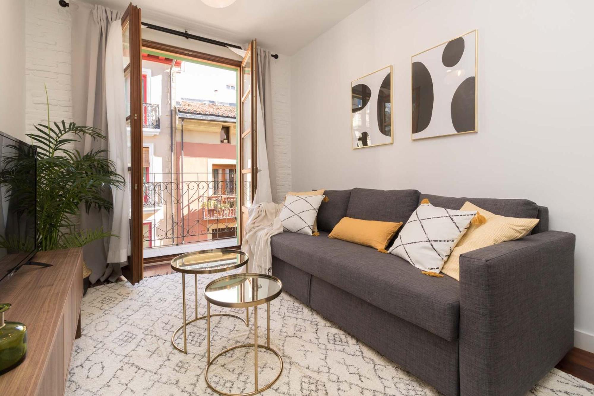 Apartment with Balcony - Photo 1
