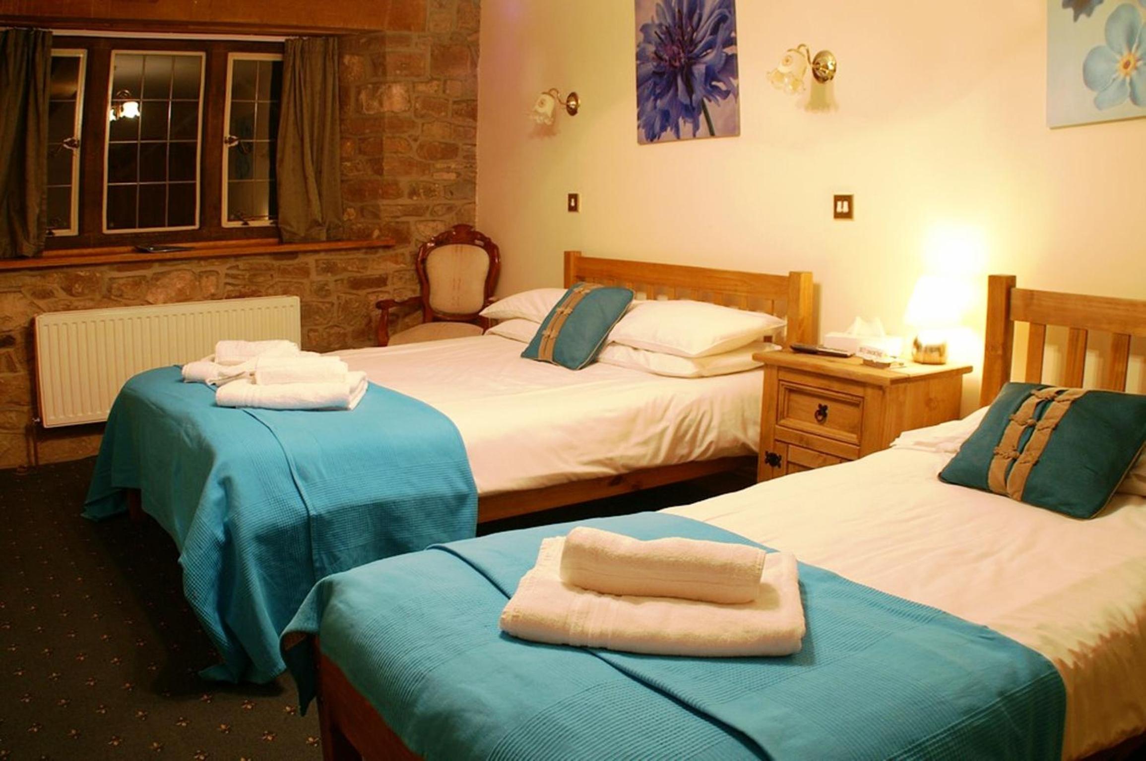 Twin Room (Pet Friendly)  - Photo 2