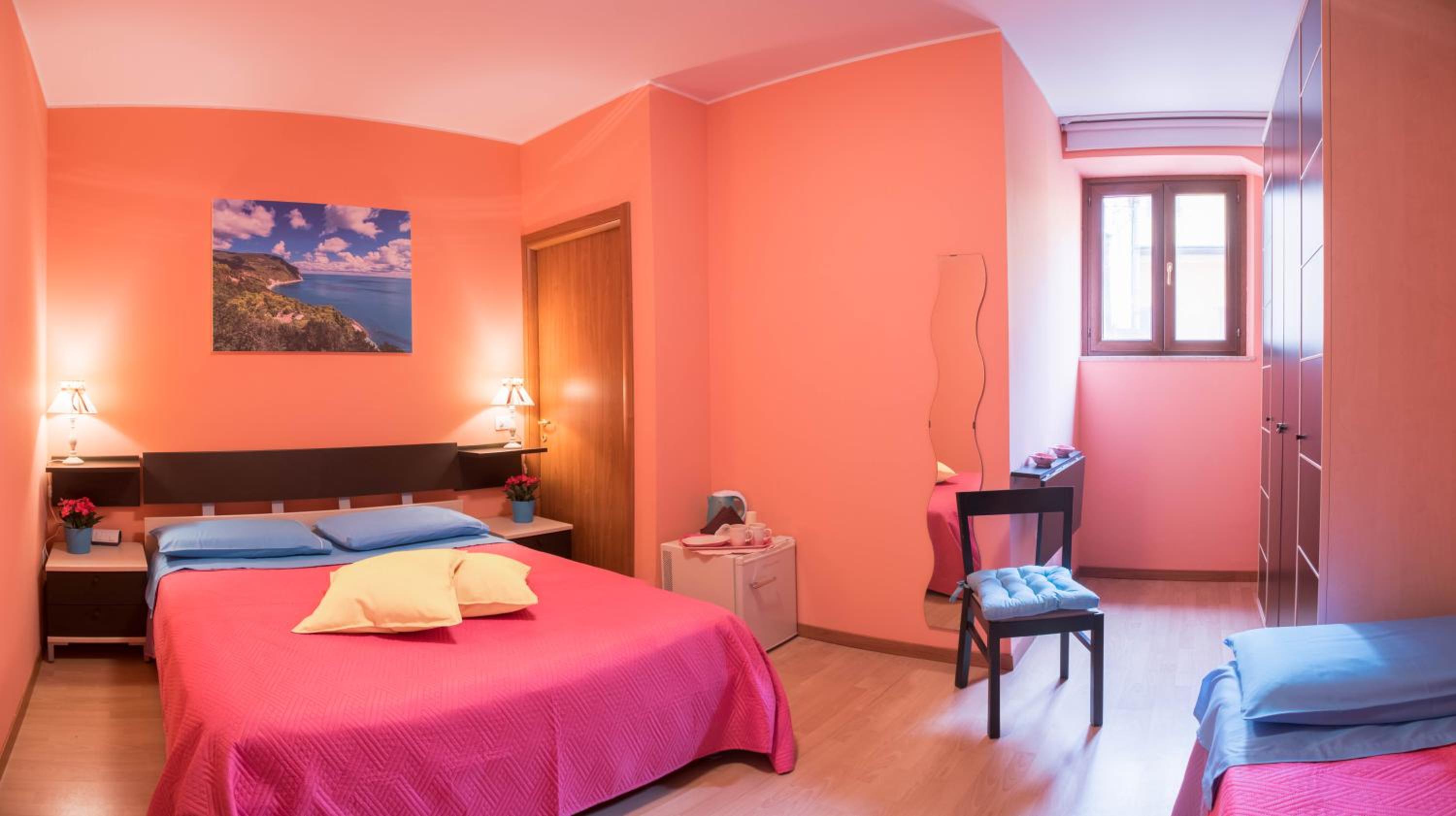 Triple Room - Photo 1