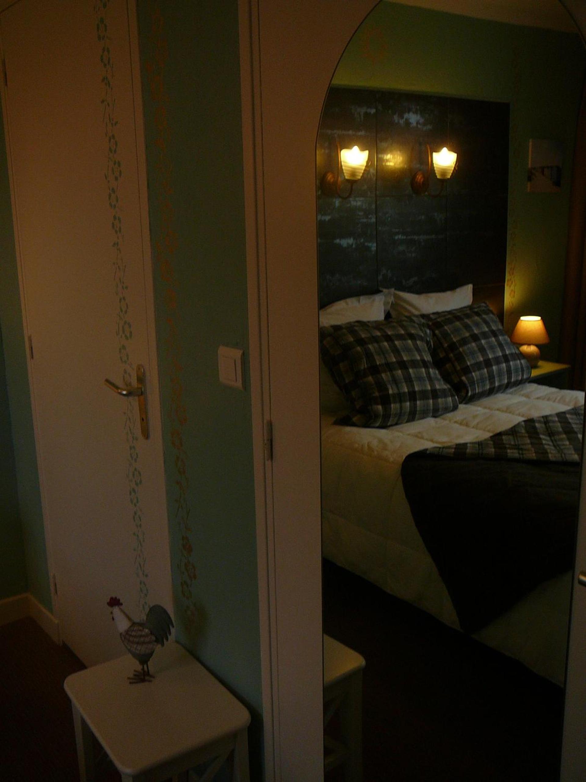 Simple Or Double Room With Shower