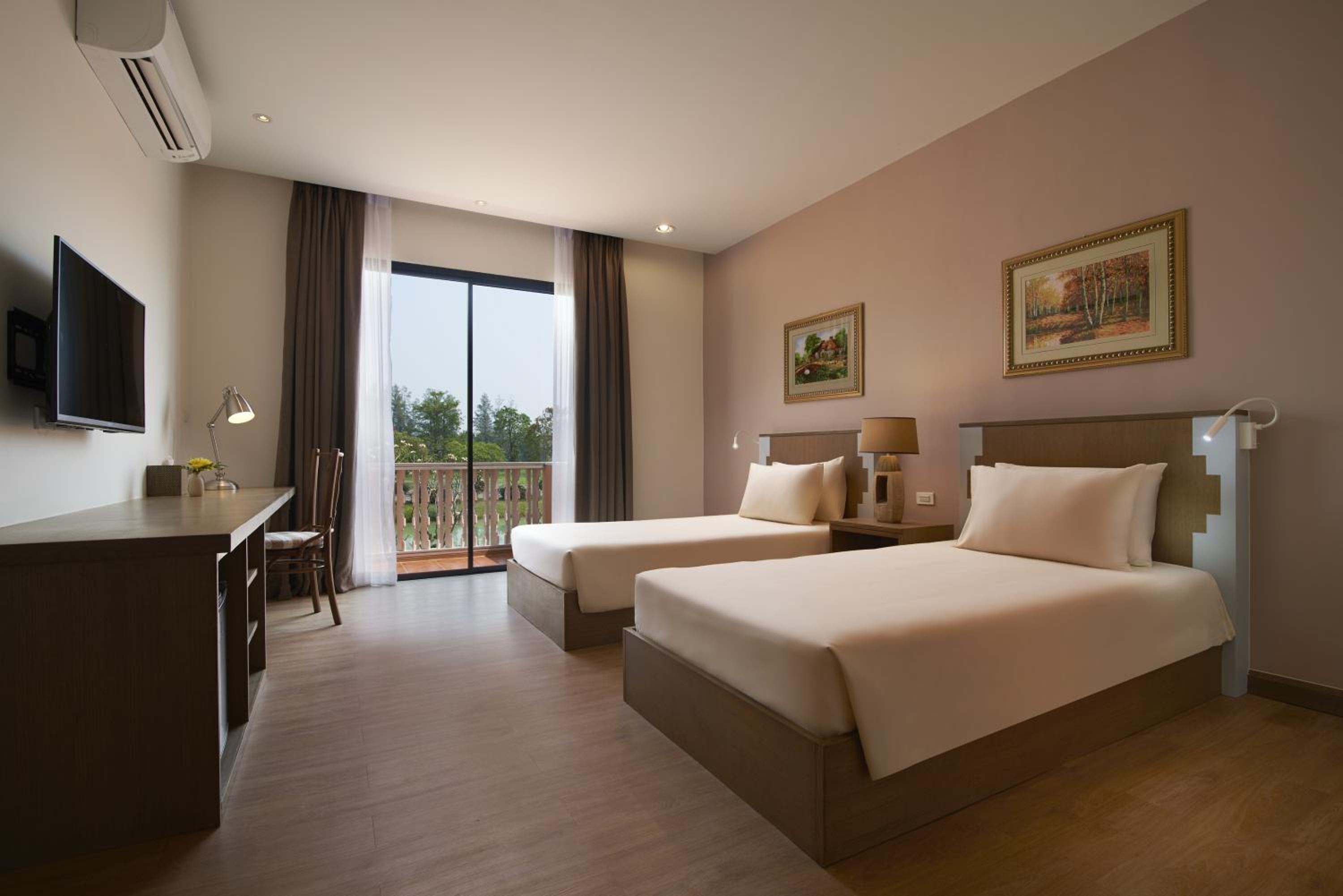Superior Twin Room photo 1