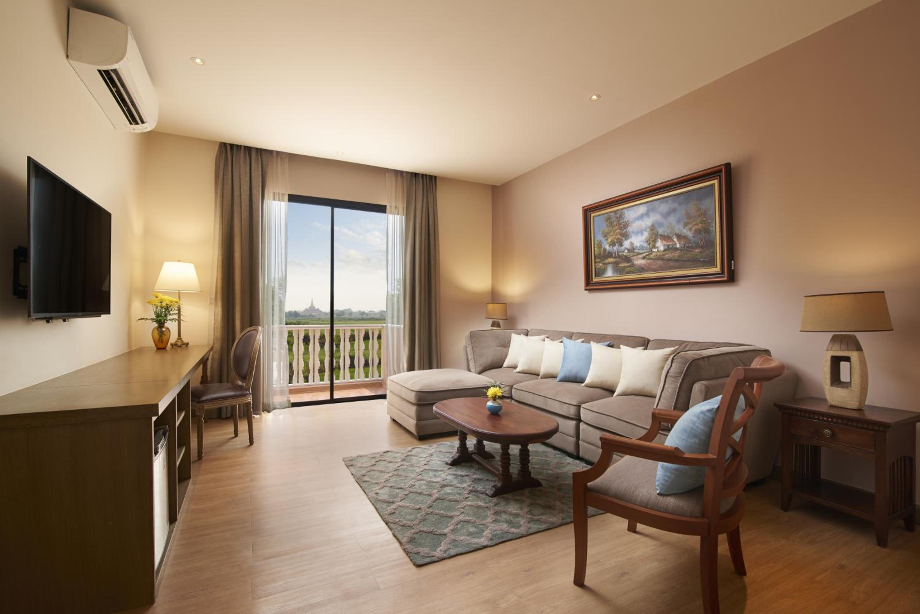 Suite photo 1