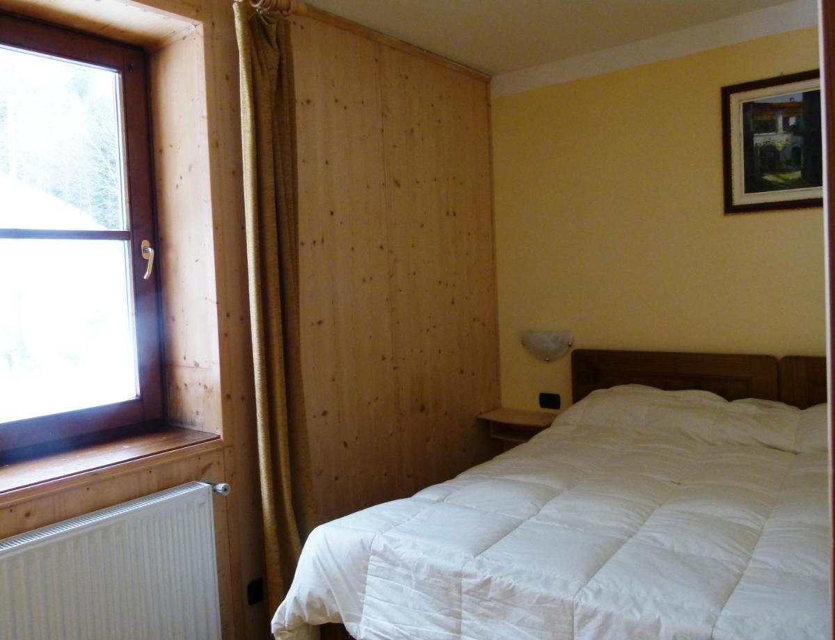 Two-Bedroom Apartment - Photo 7