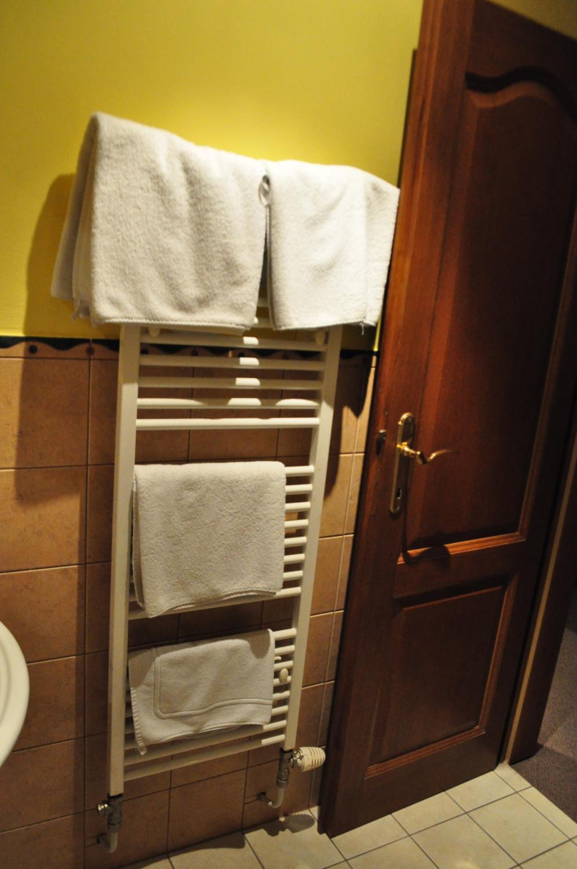 Standard Double Room - Photo 2