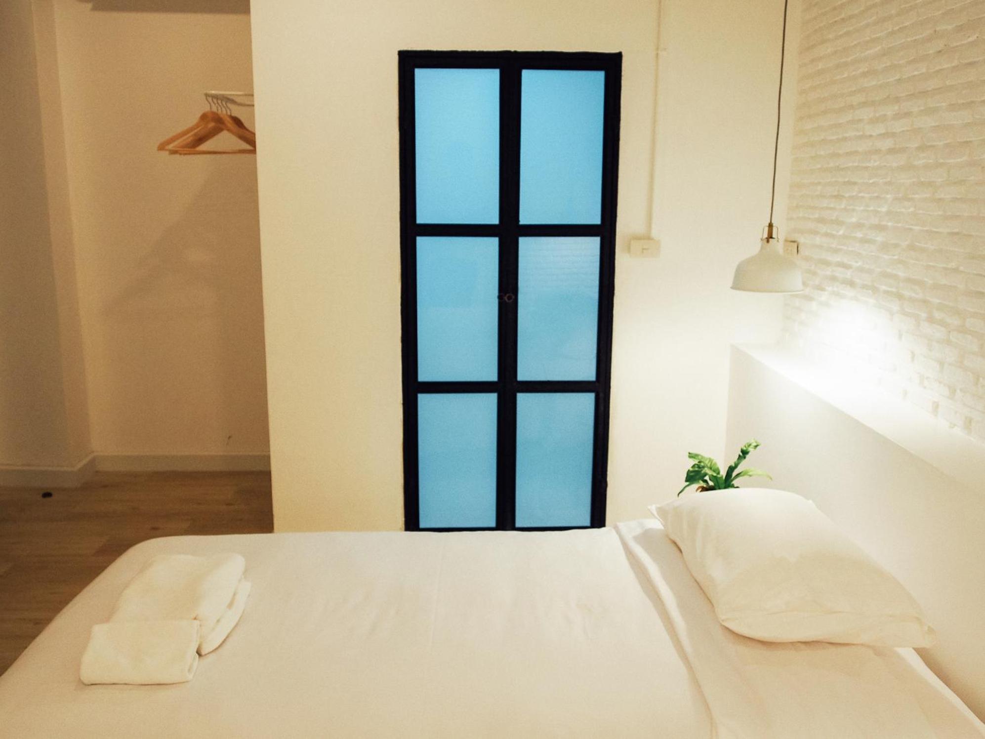  Deluxe twin room (No Window) photo 3