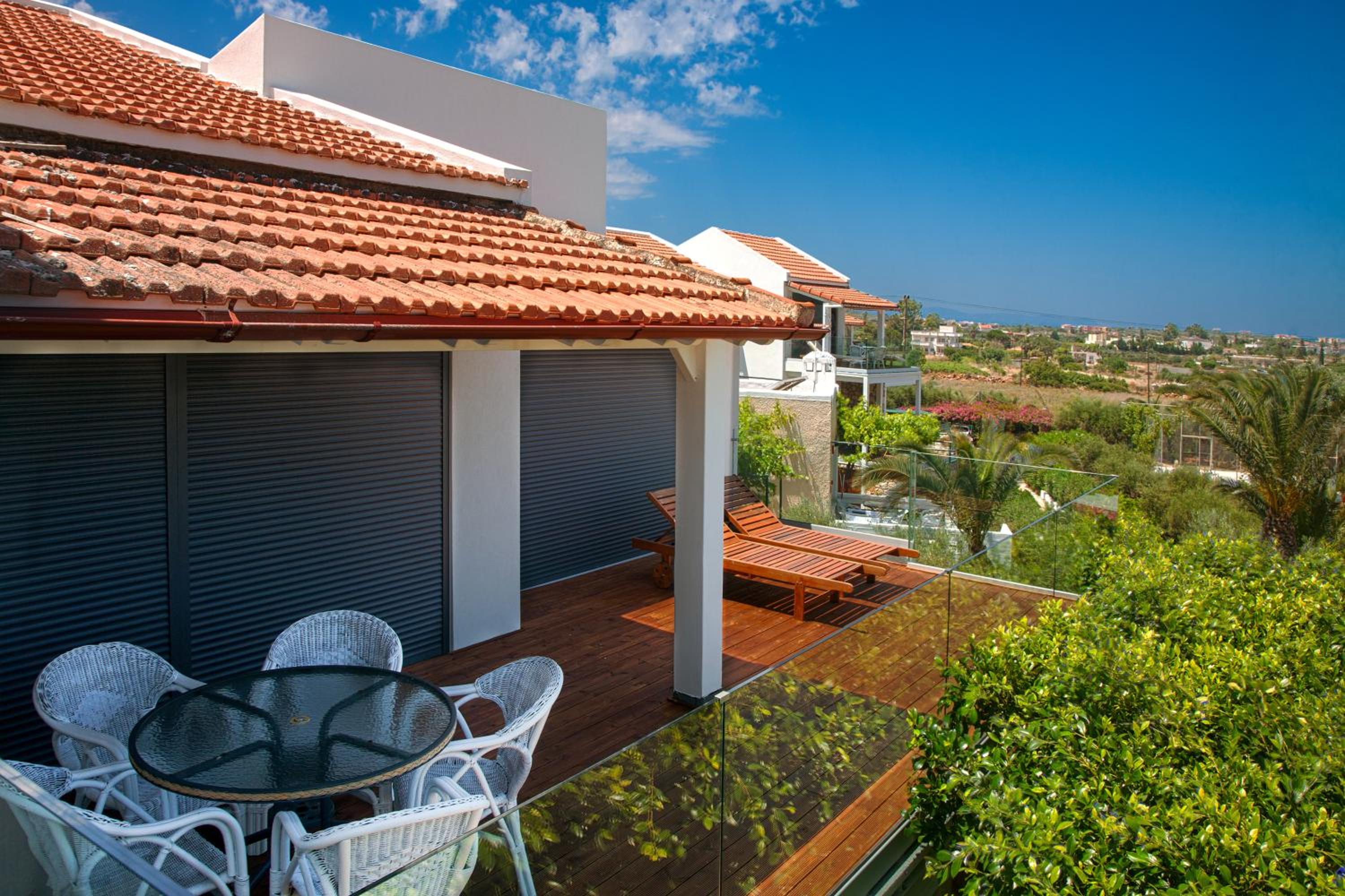 Two-Bedroom Suite with Sea View photo 2