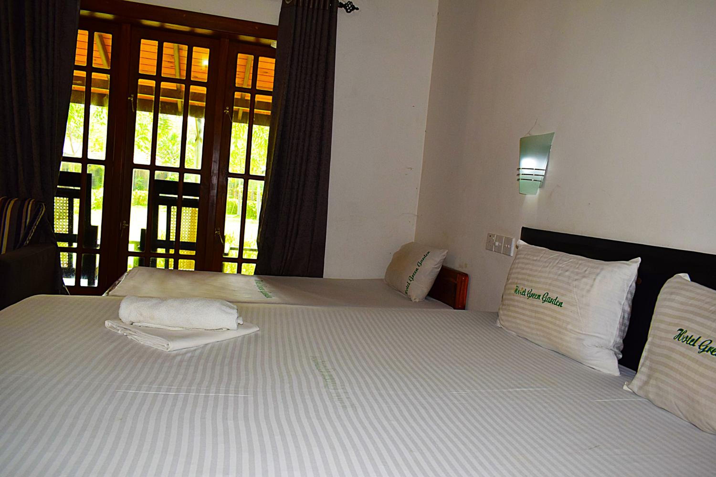 Deluxe Double Room photo 3