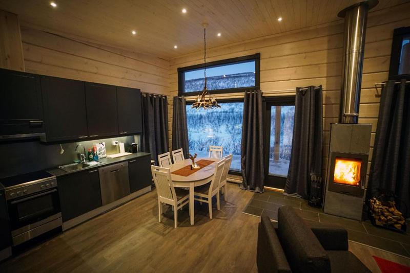 Two-Bedroom Villa - Photo 13