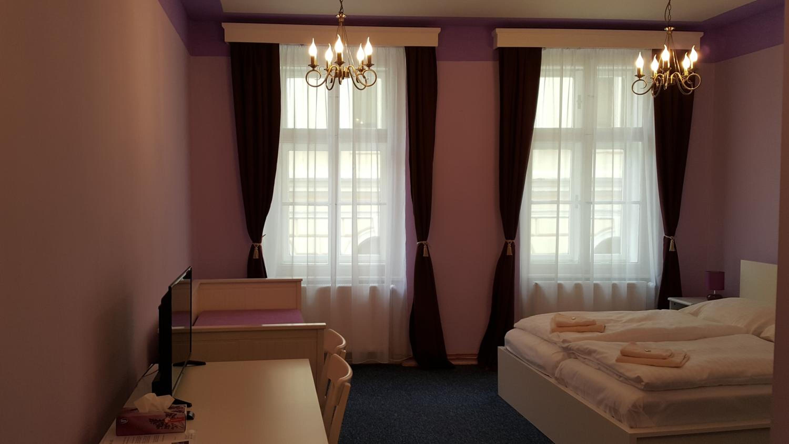 Quadruple Room with Private Bathroom photo 1