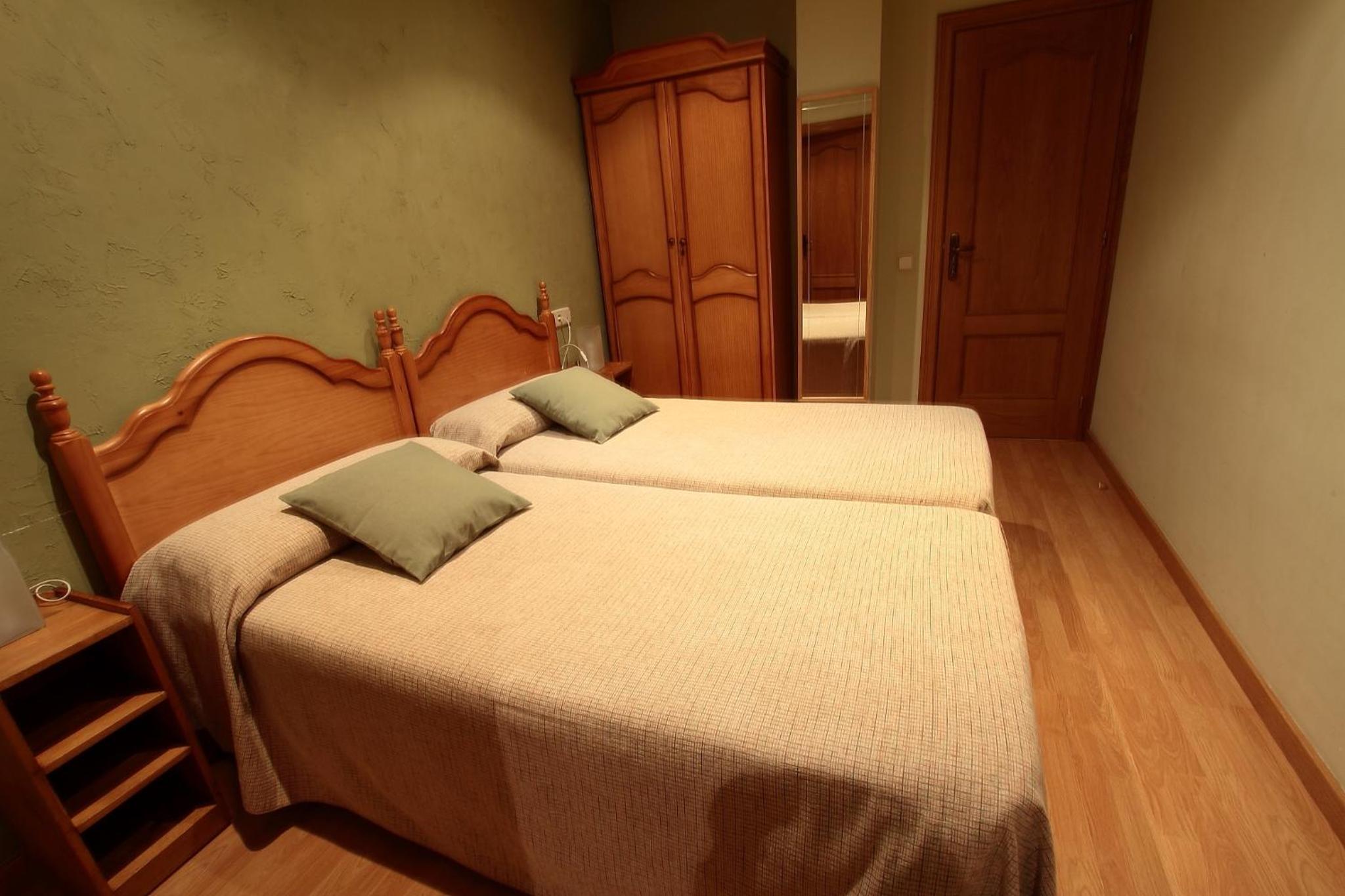 Double or Twin Room photo 2