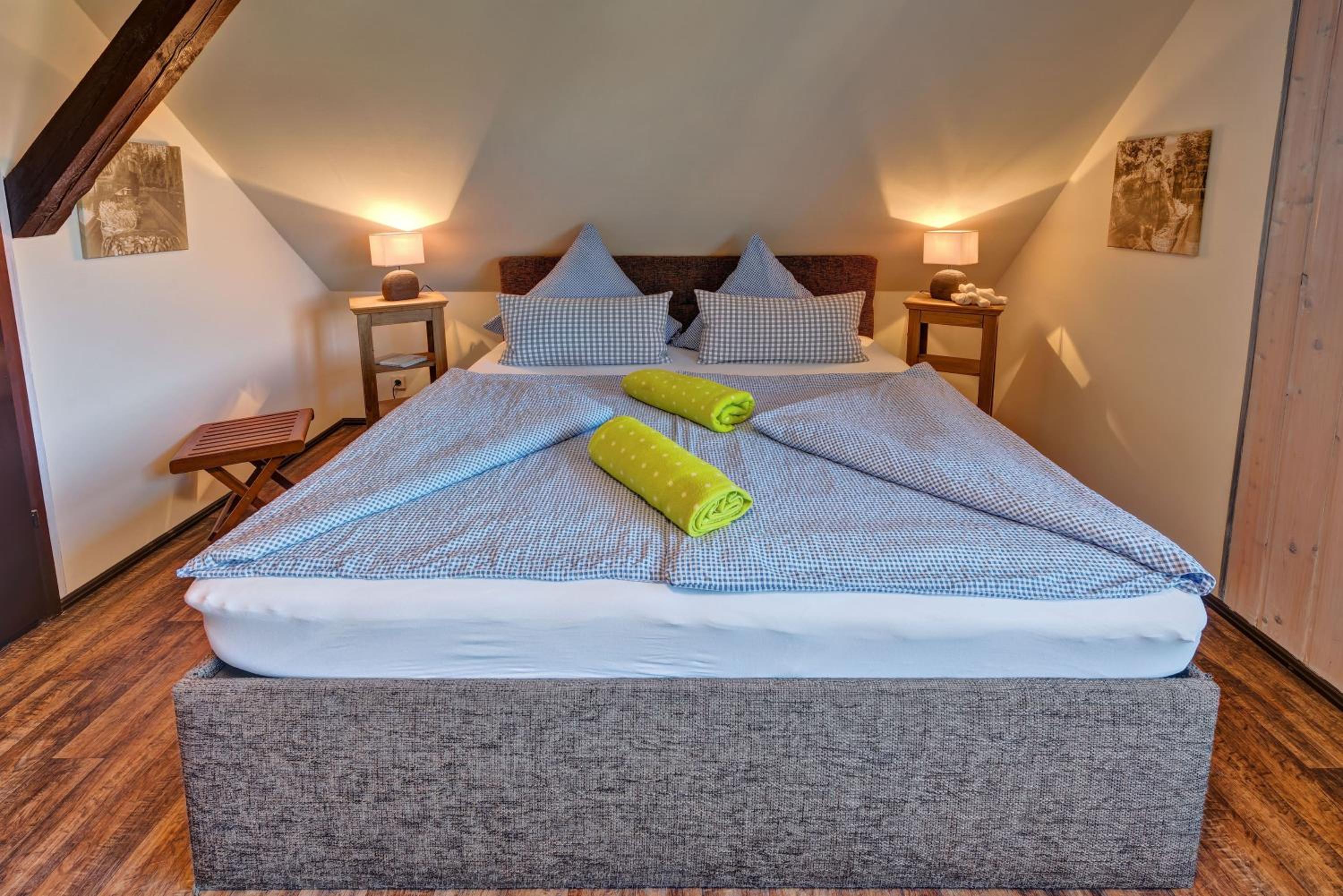 Double Room with Extra Bed photo 3