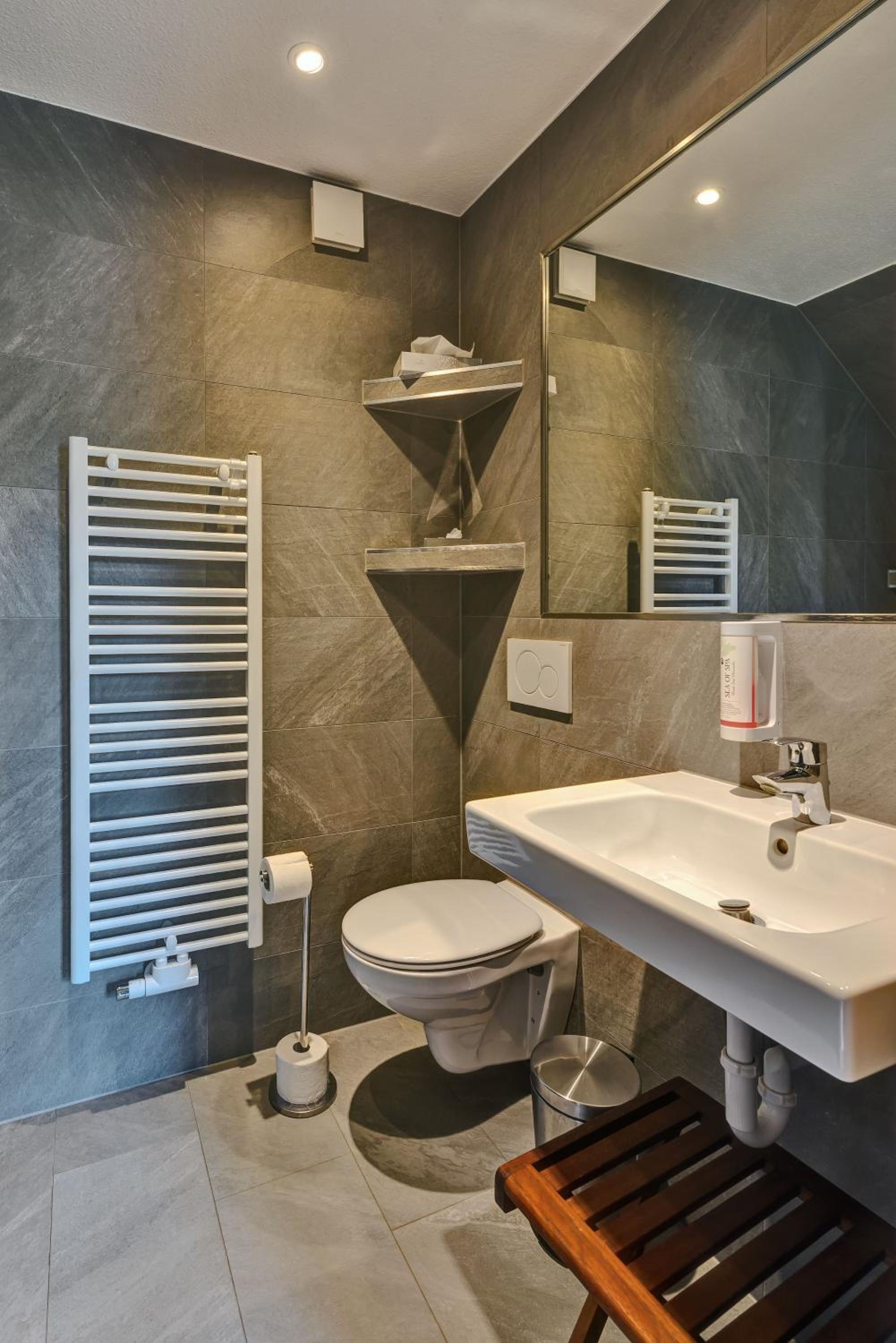 Double Room with Lake View photo 3