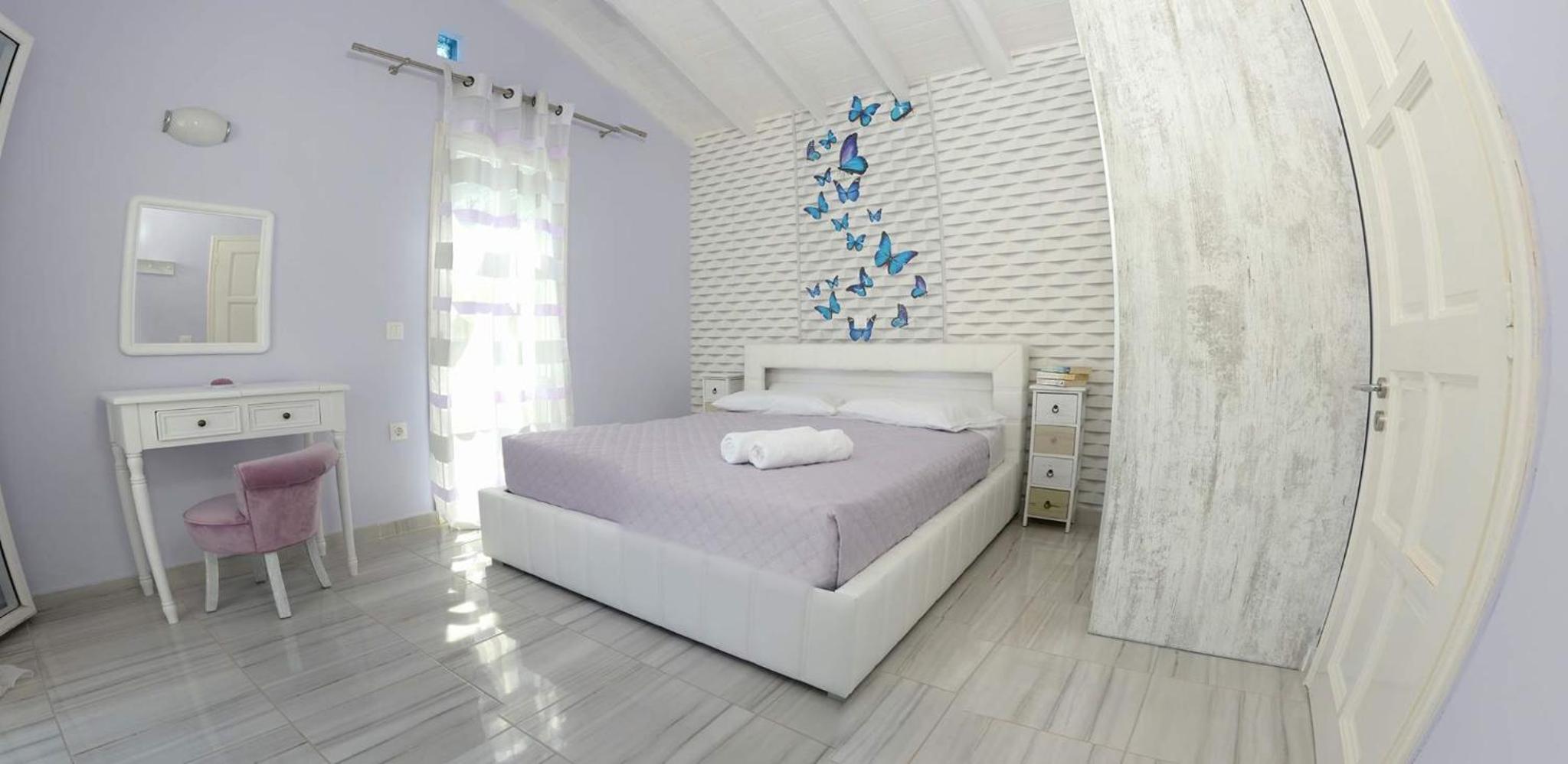 Villa photo 3