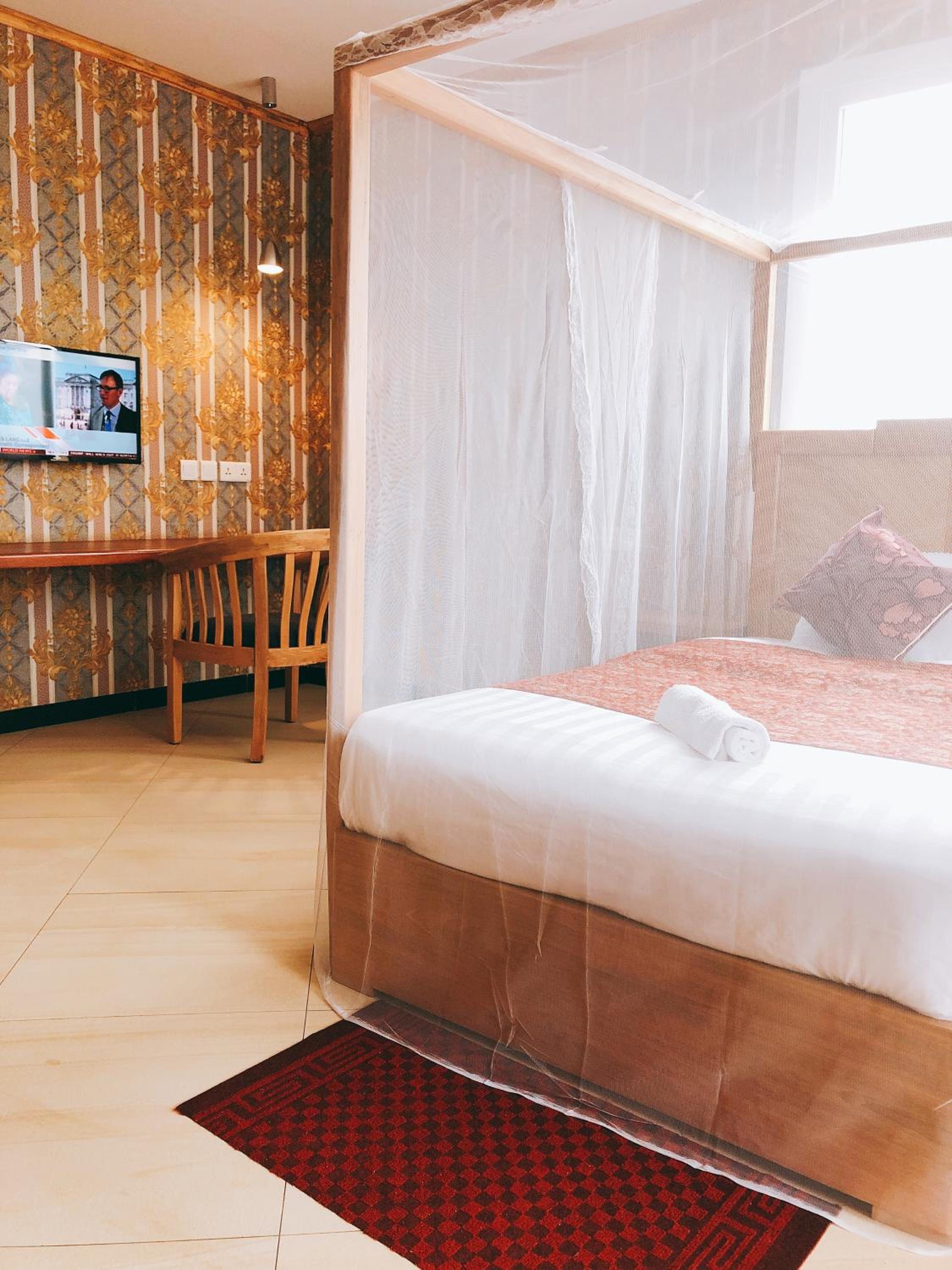 King Room with Balcony - Photo 1