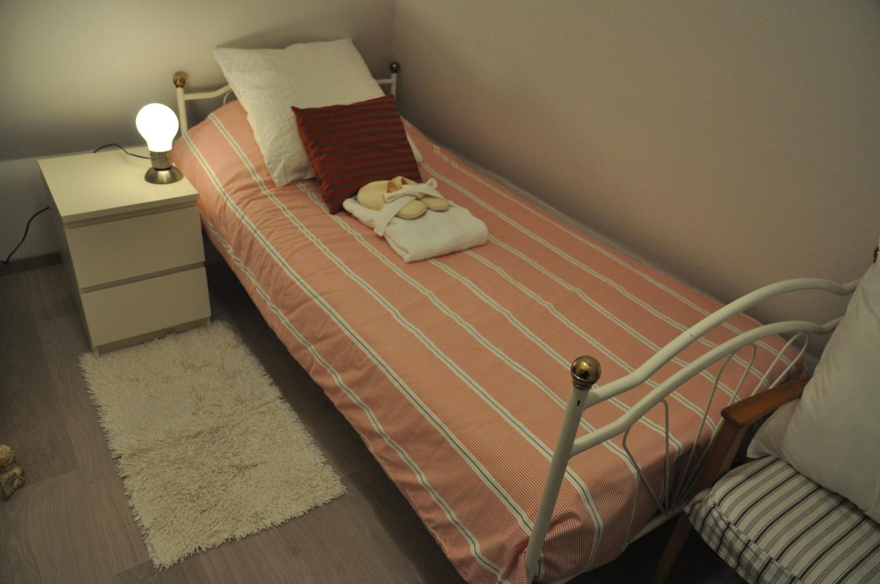 Cottage (2 Adults) photo 2