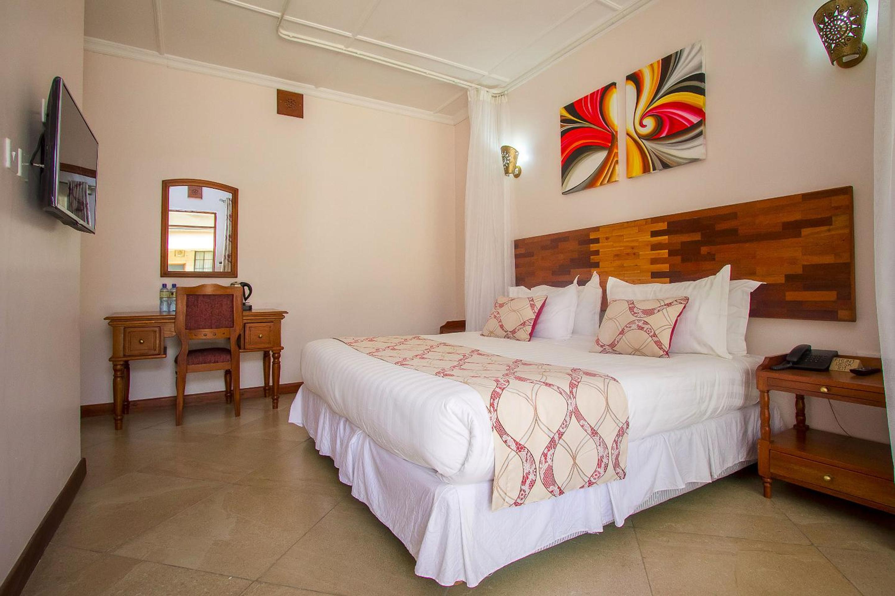 Double Room with Garden View - Photo 5