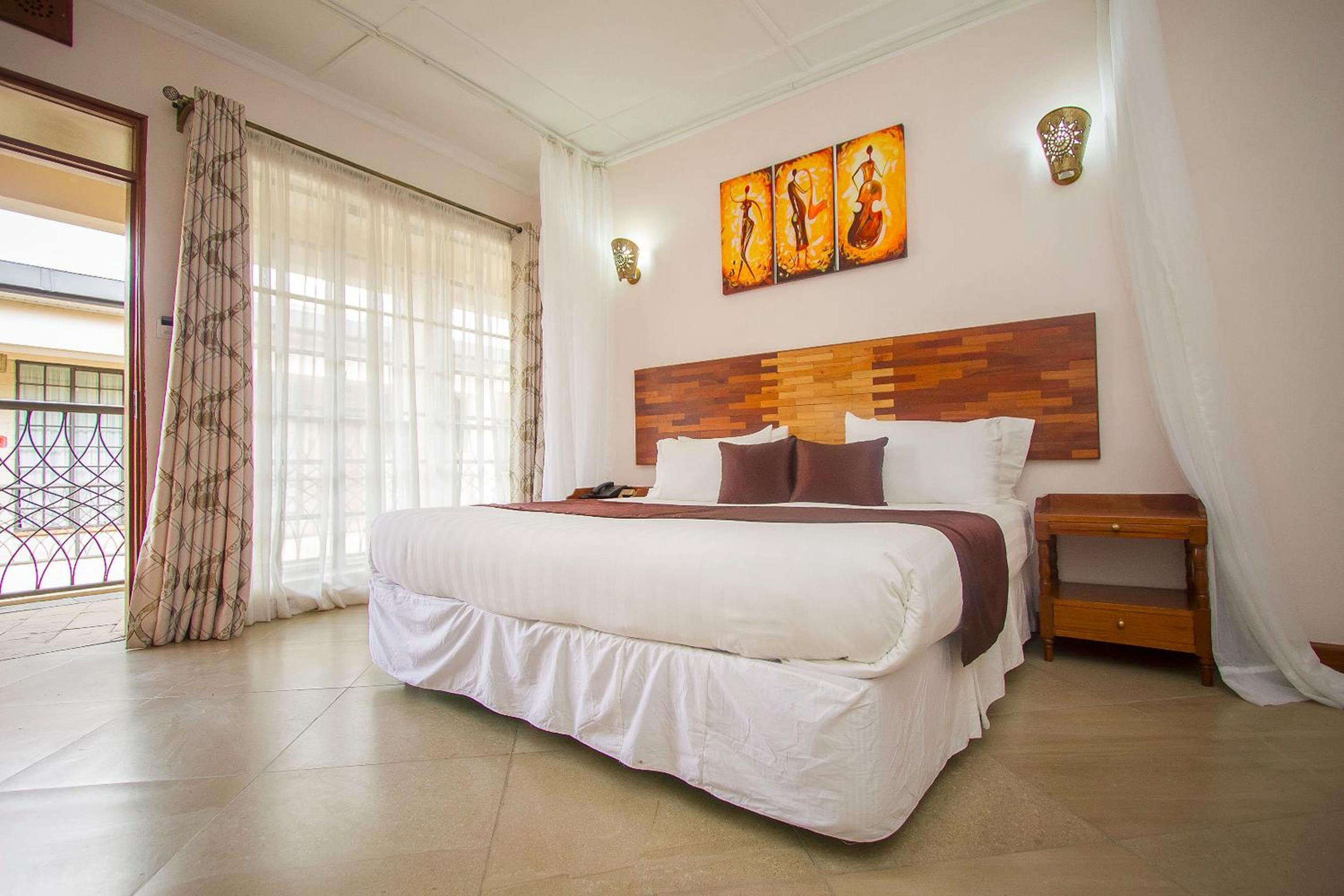 Double Room with Garden View - Photo 35