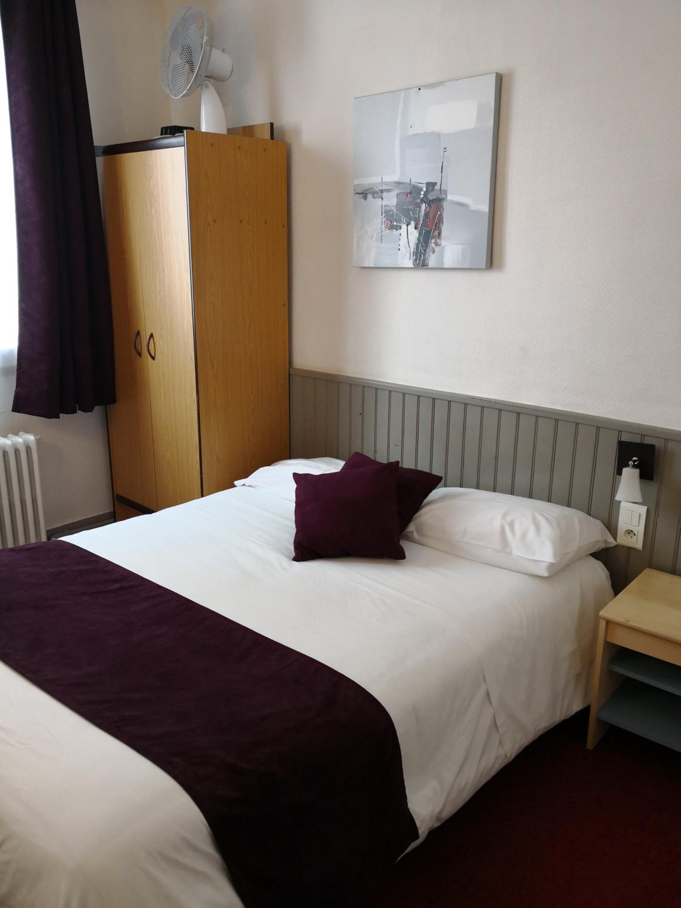 Single Room photo 2