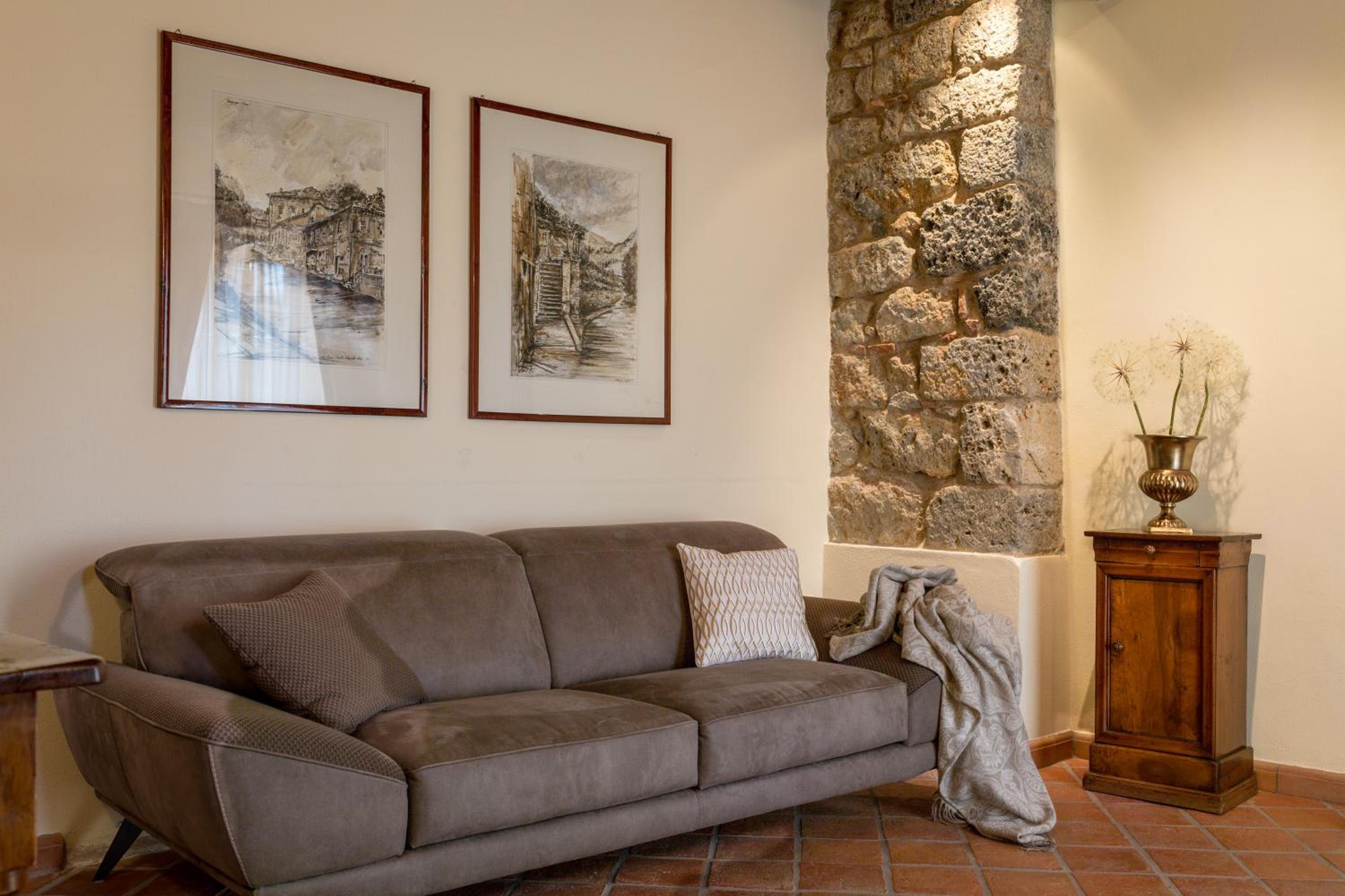 Suite photo 1