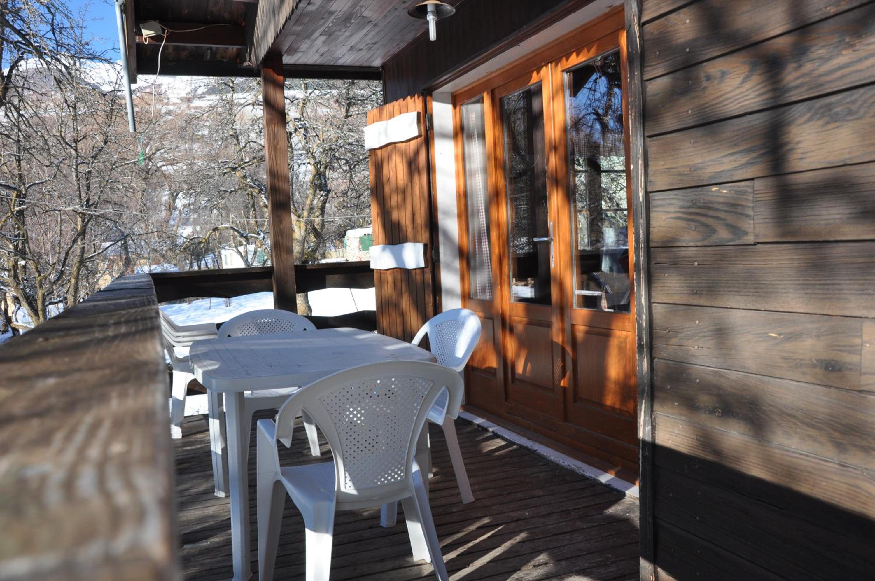 Three-Bedroom Chalet - Photo 20