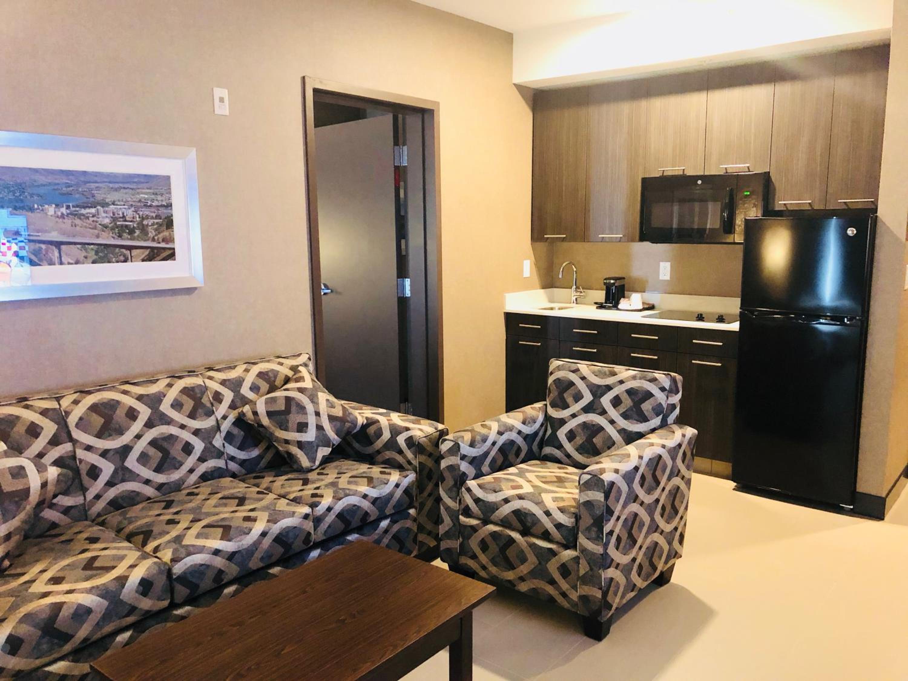 One-Bedroom Suite with Two Queen Beds - Non-Smoking photo 3