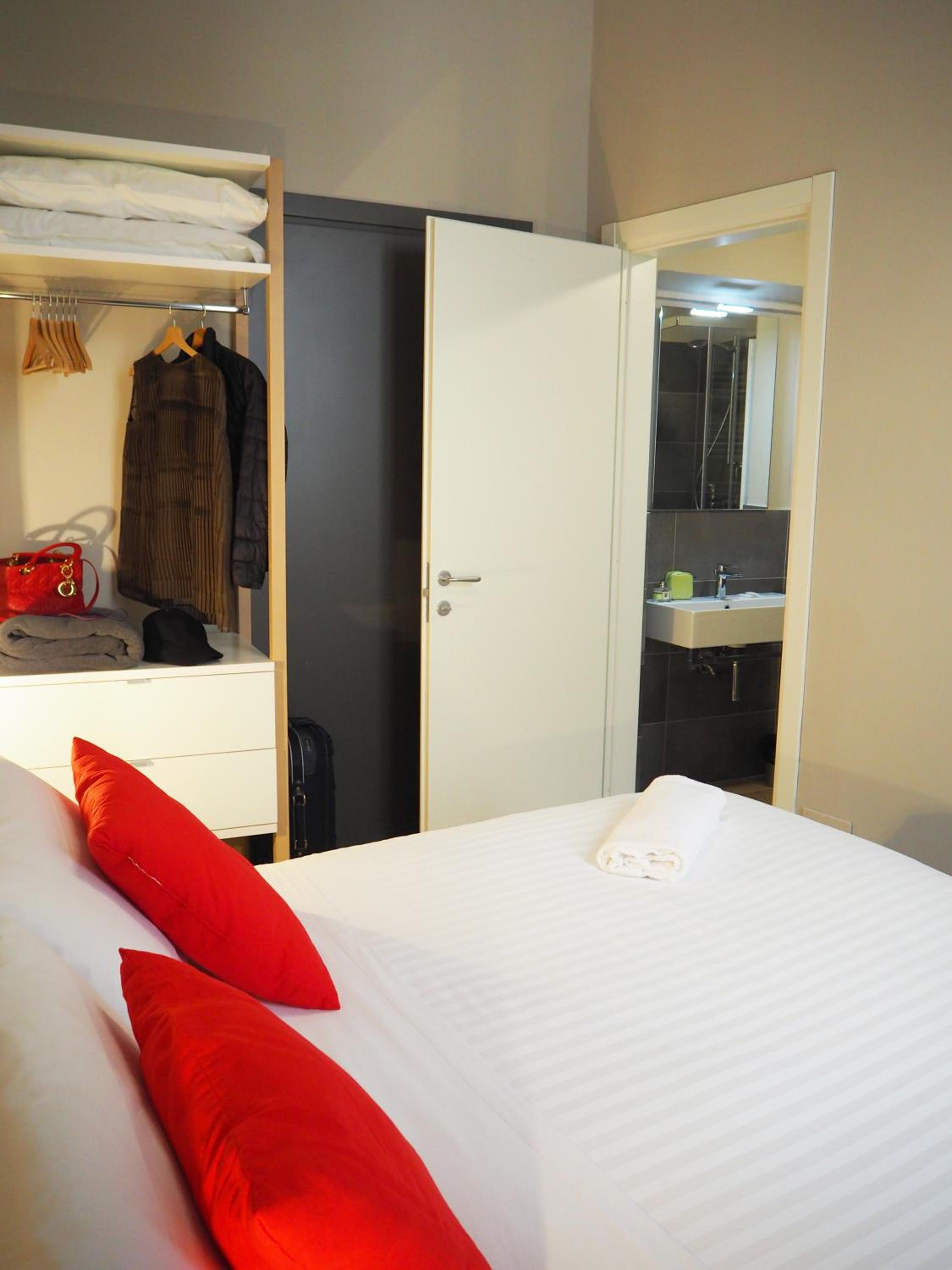 Double or Twin Room photo 3