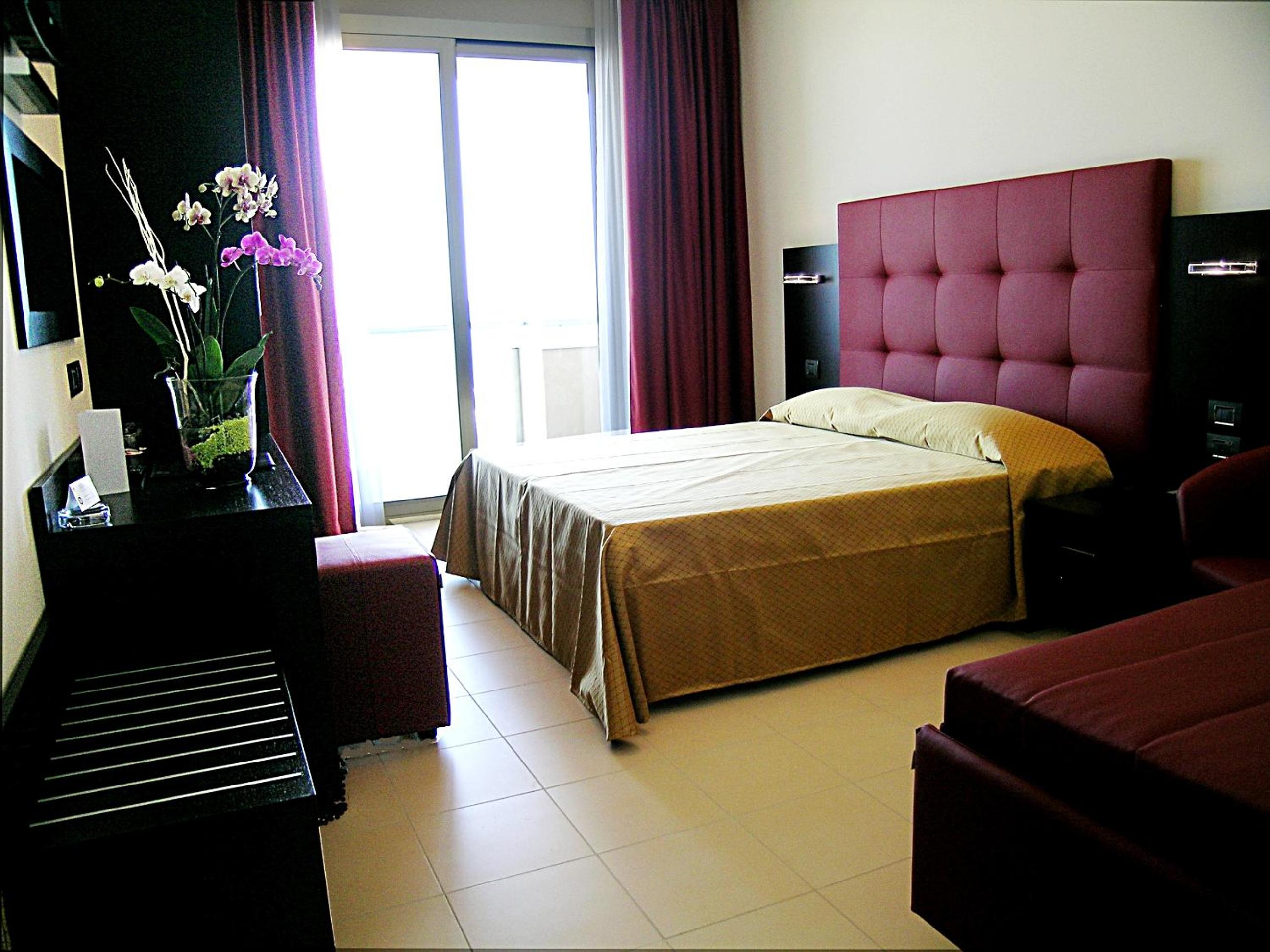 Superior Triple Room with Spa Access