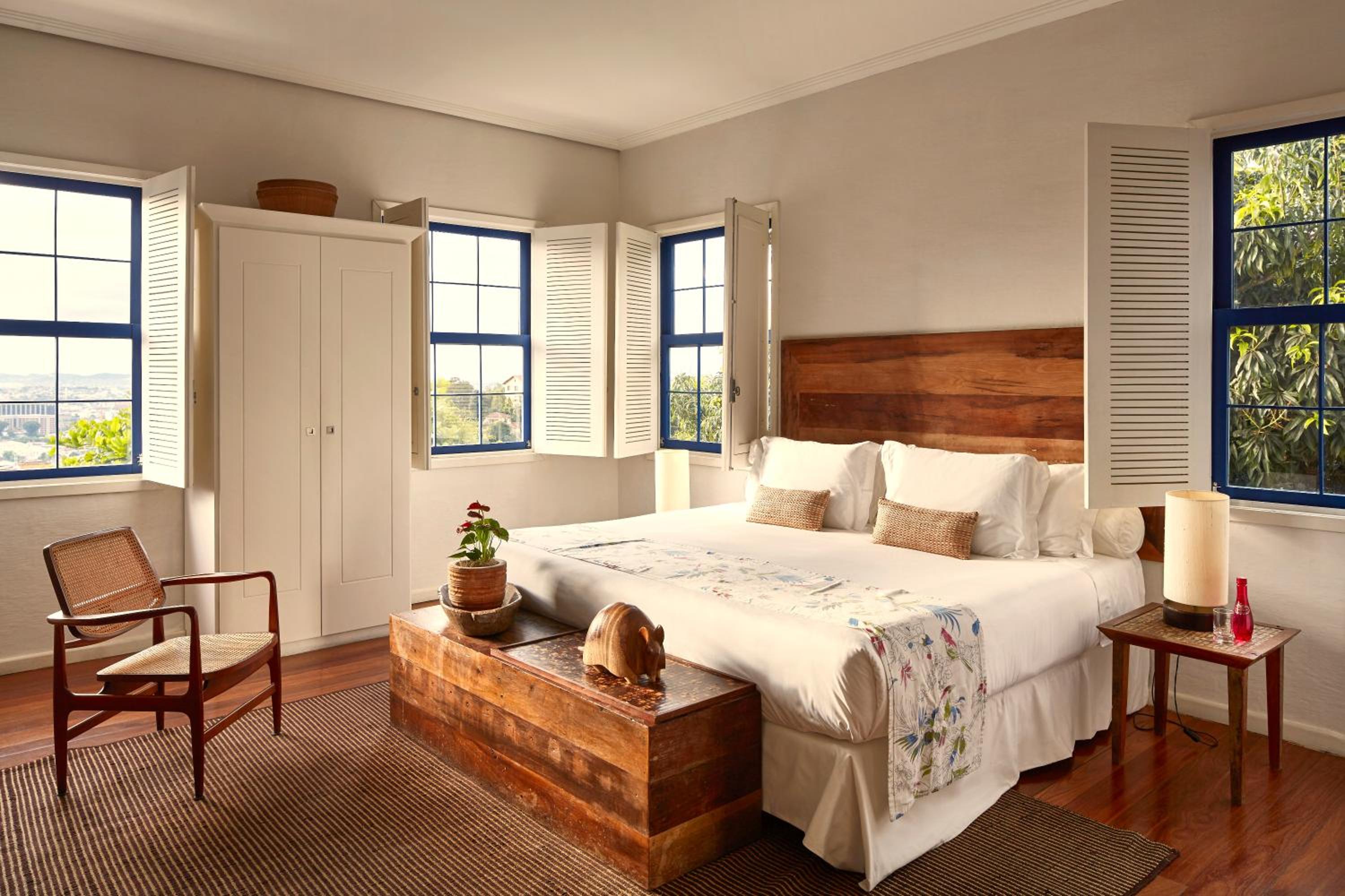 Superior King Room