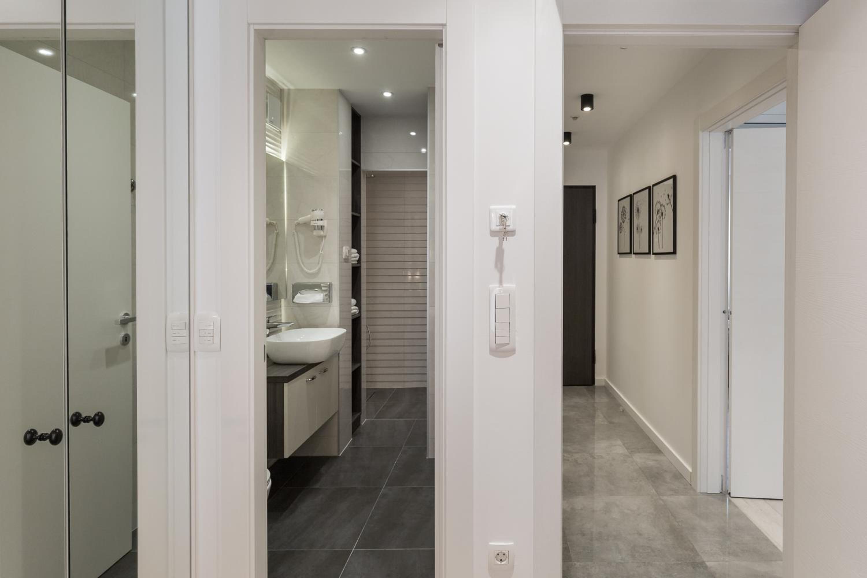 Deluxe Double Room - Photo 6