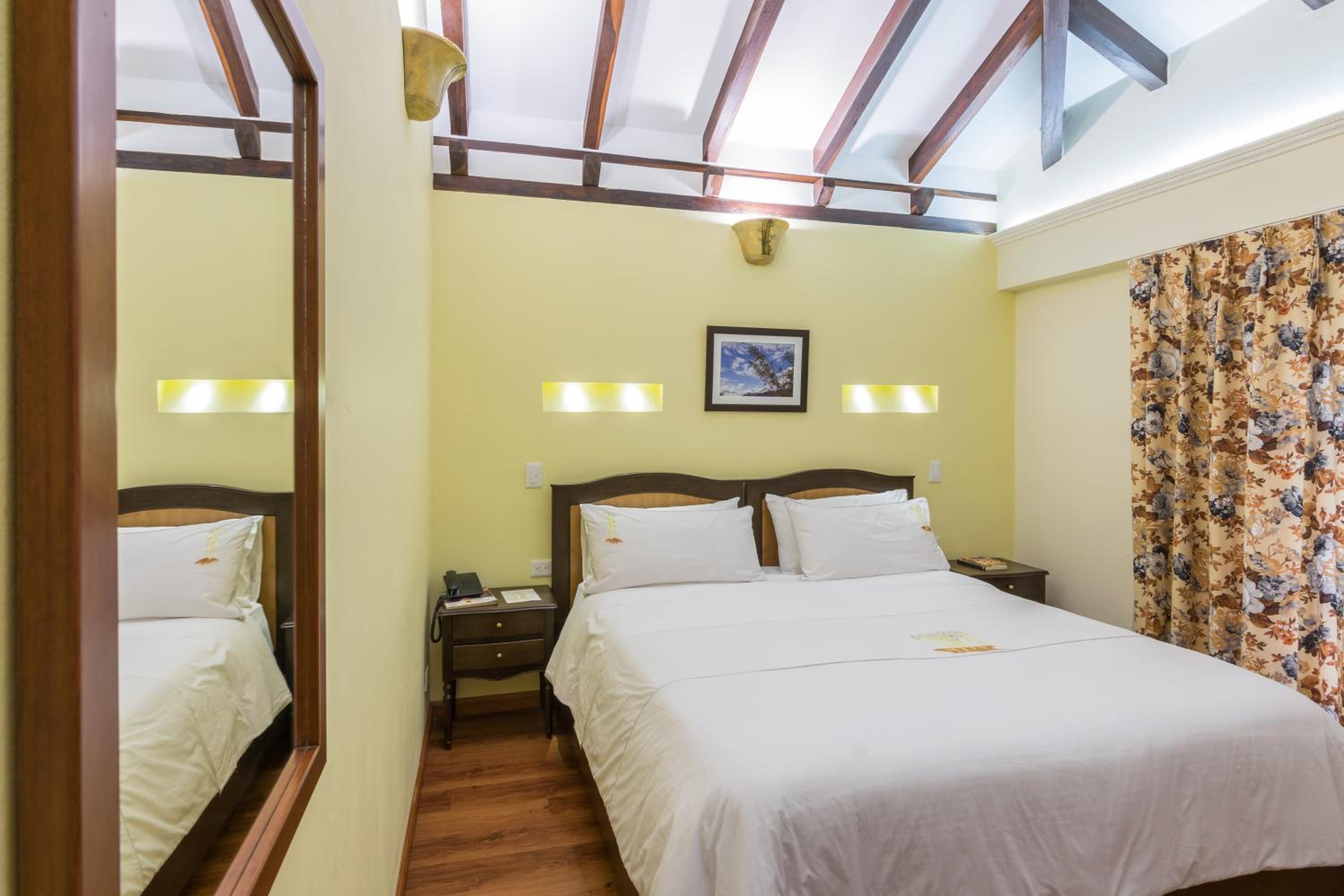 Double Room with Balcony photo 3