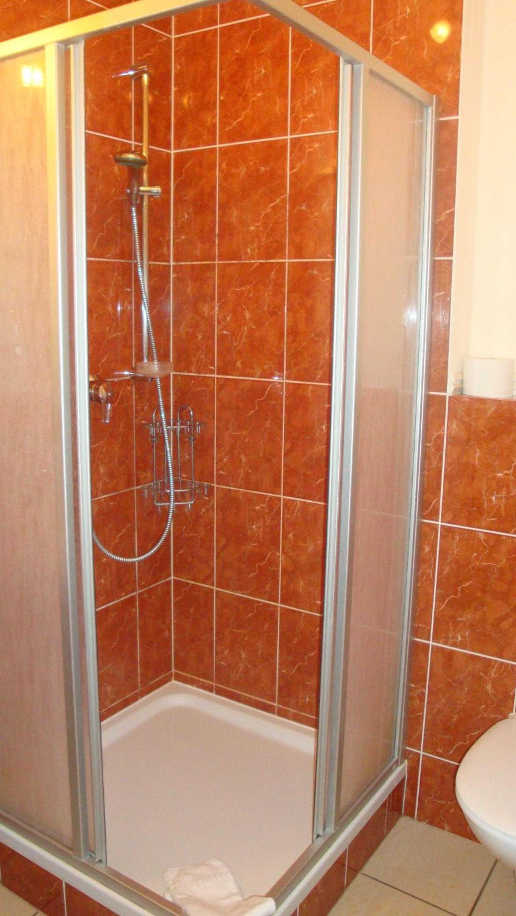 Double Room - Photo 8