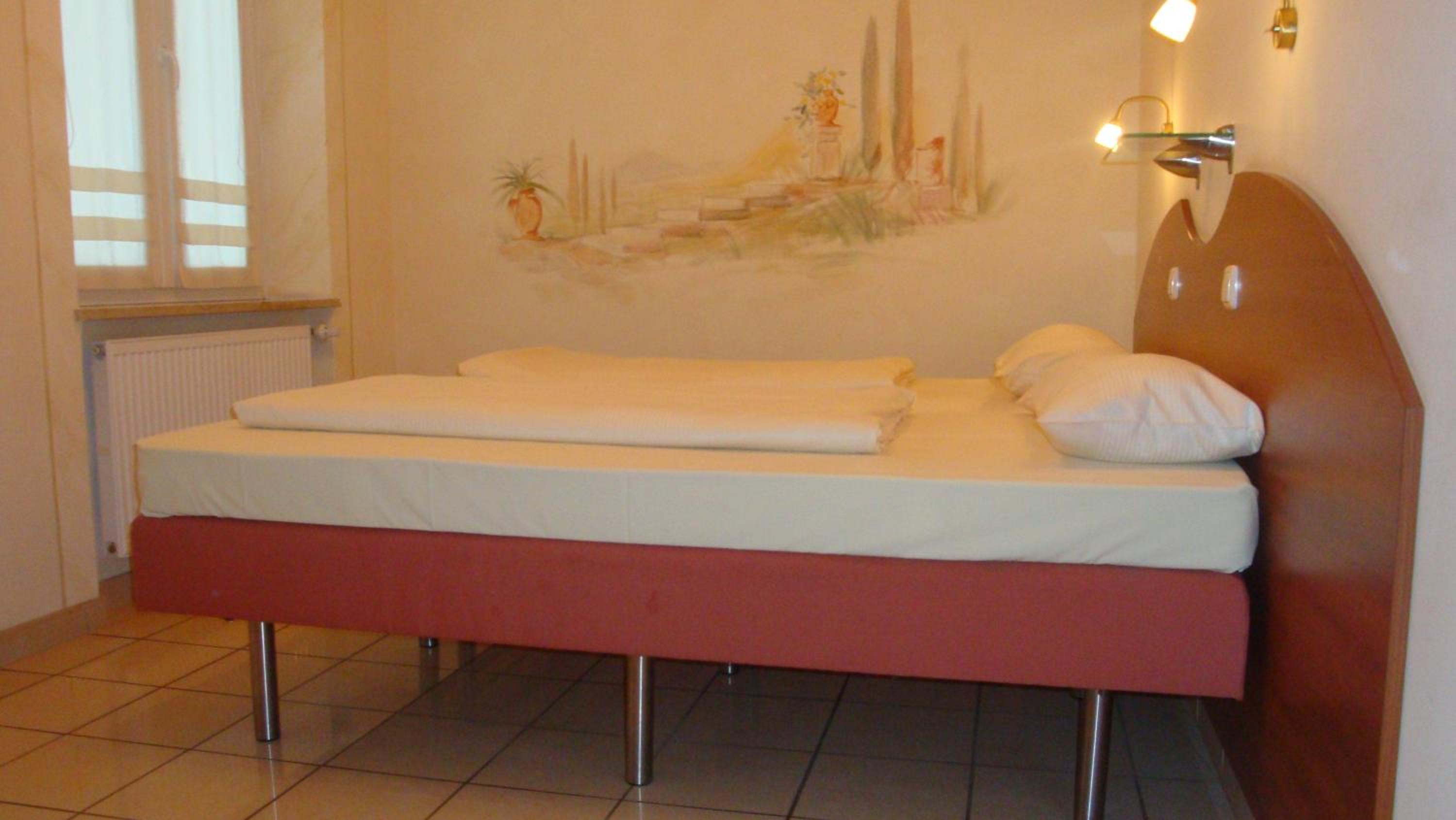 Double Room - Photo 3